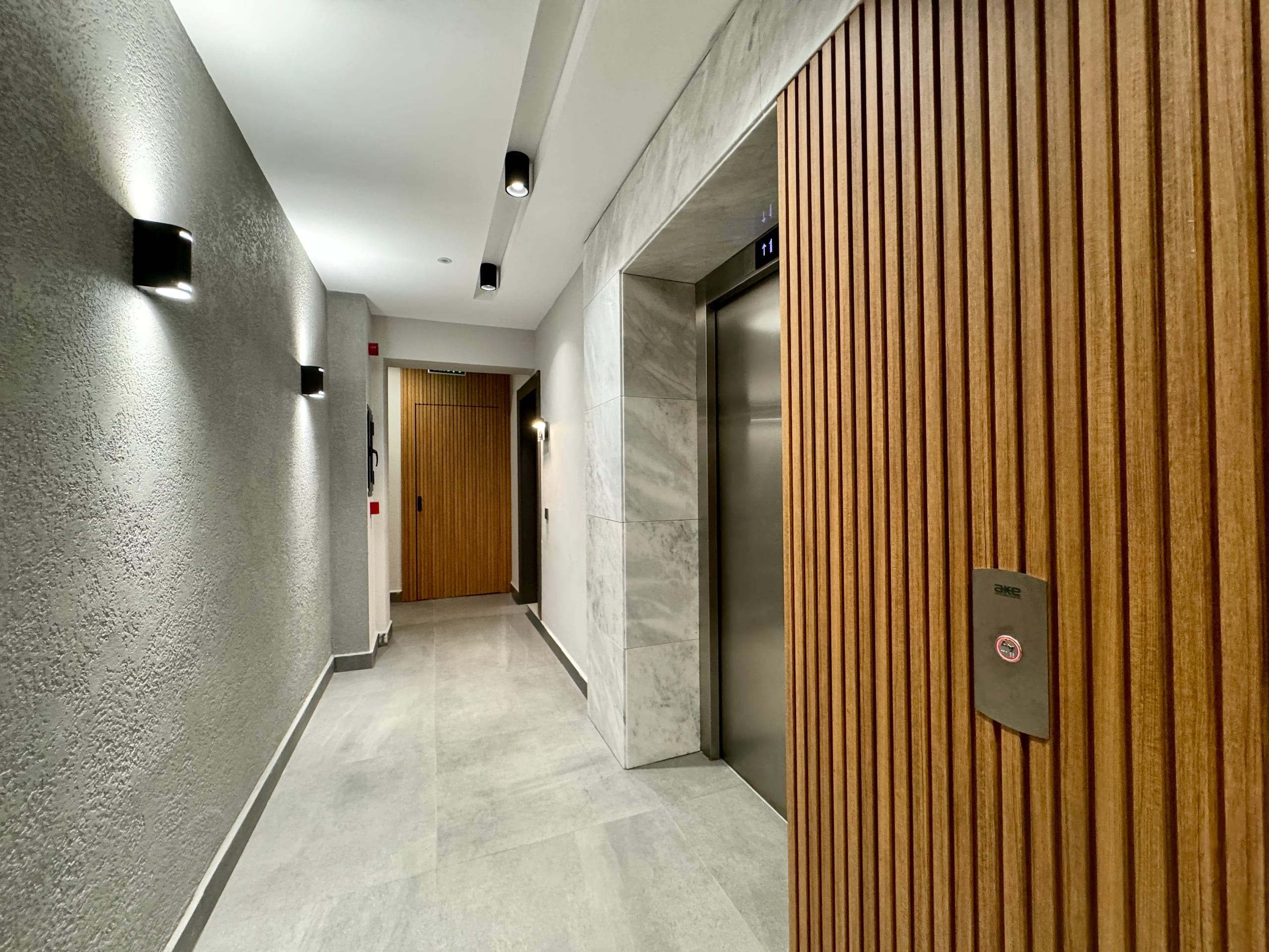 KONYAALTI UNCALI MH PARK ORION SİTESİ SATILIK ARAKAT 3+1 DAİRE