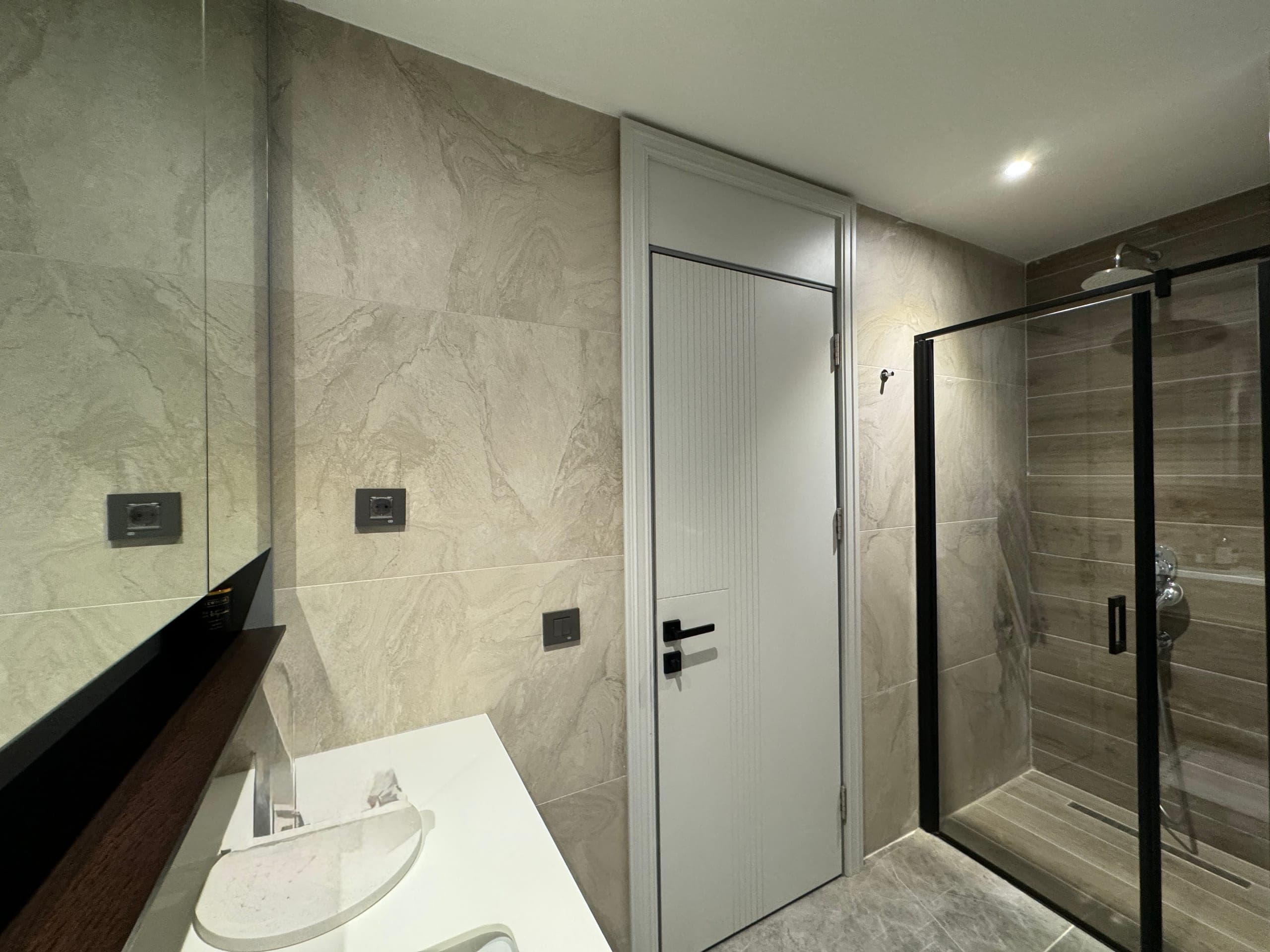 KONYAALTI UNCALI MH PARK ORION SİTESİ SATILIK ARAKAT 3+1 DAİRE