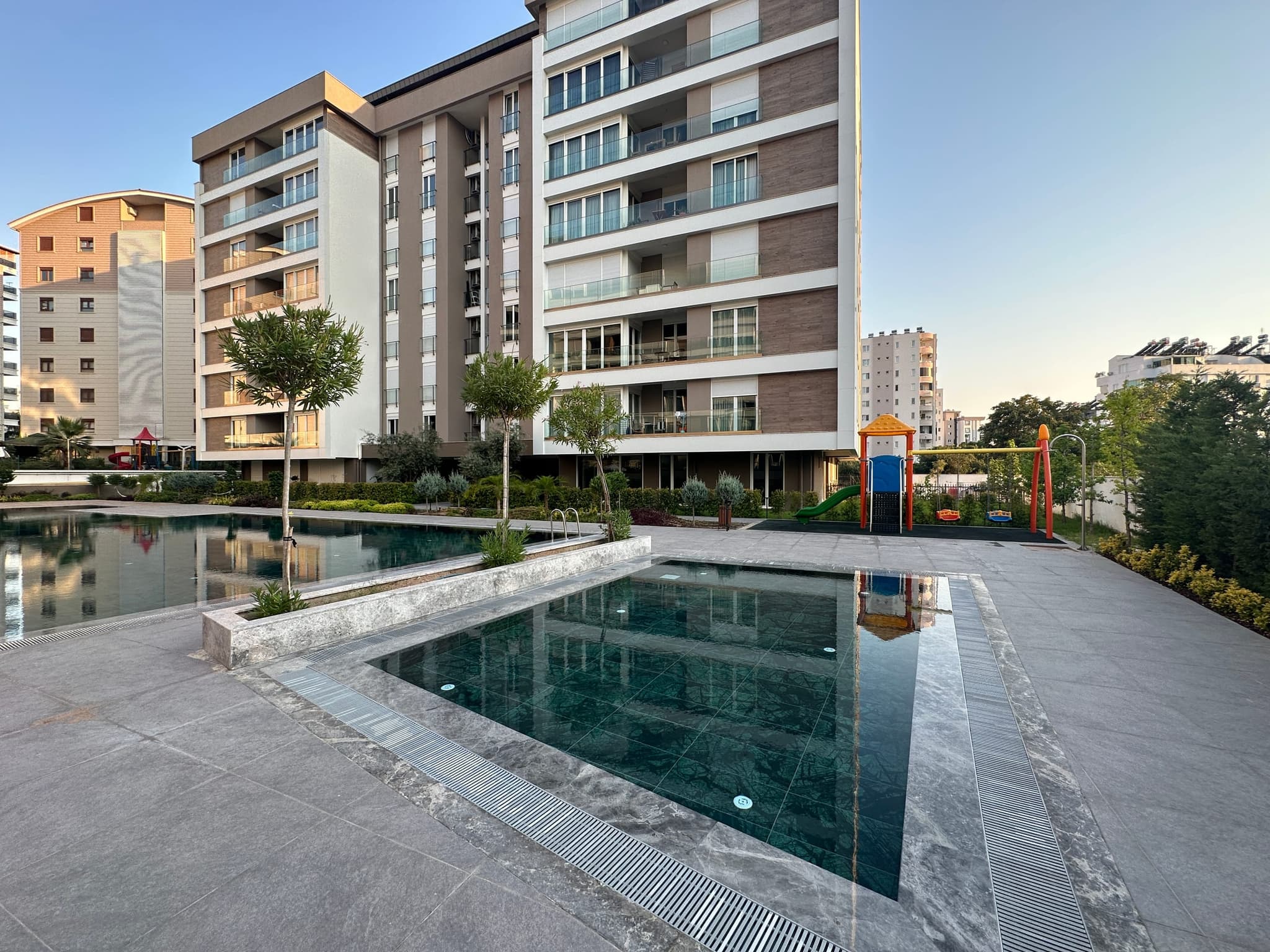 KONYAALTI UNCALI PARK ORION SİTESİ SATILIK ARAKAT 3+1 DAİRE