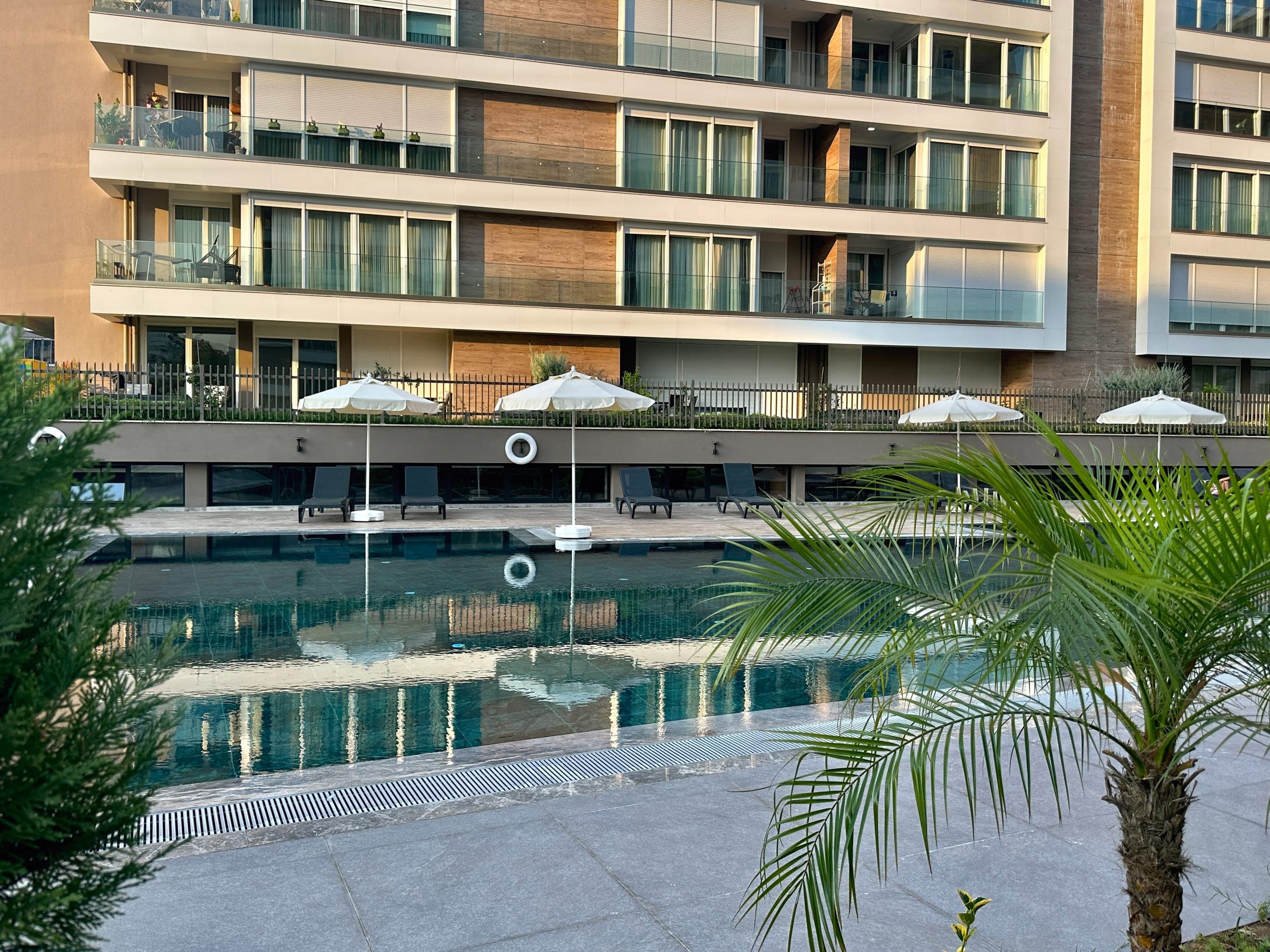 KONYAALTI UNCALI MH PARK ORION SİTESİ SATILIK ARAKAT 3+1 DAİRE