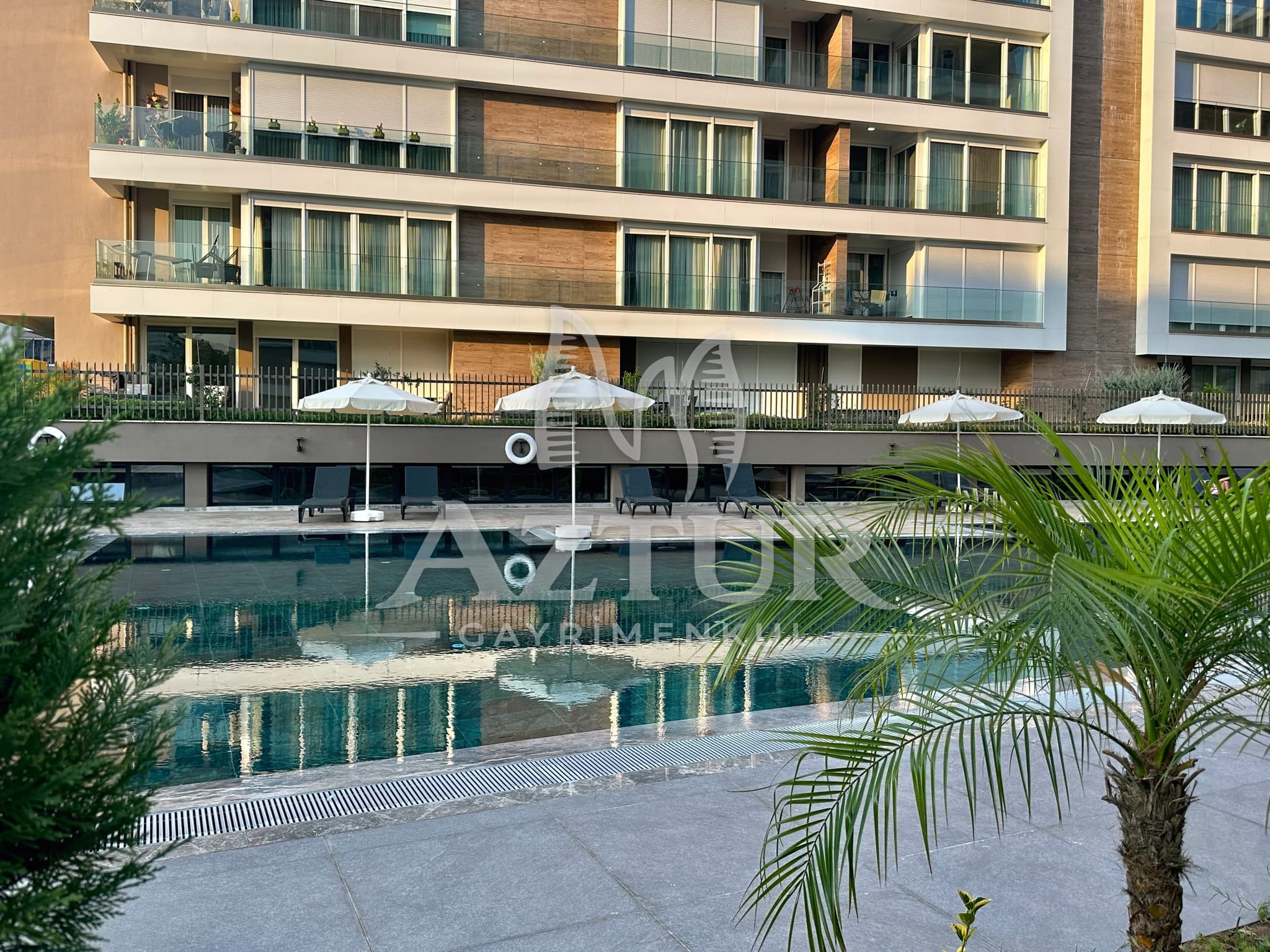 KONYAALTI UNCALI PARK ORION SİTESİ SATILIK ARAKAT 3+1 DAİRE