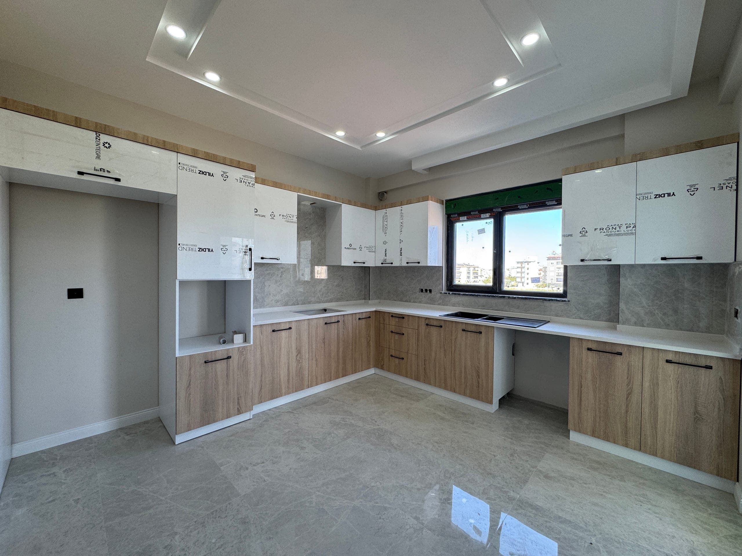 DÖŞEMEALTI BAHÇEYAKA MH 3+1 SATILIK KATTA TEK DAİRE ÜZERİ
