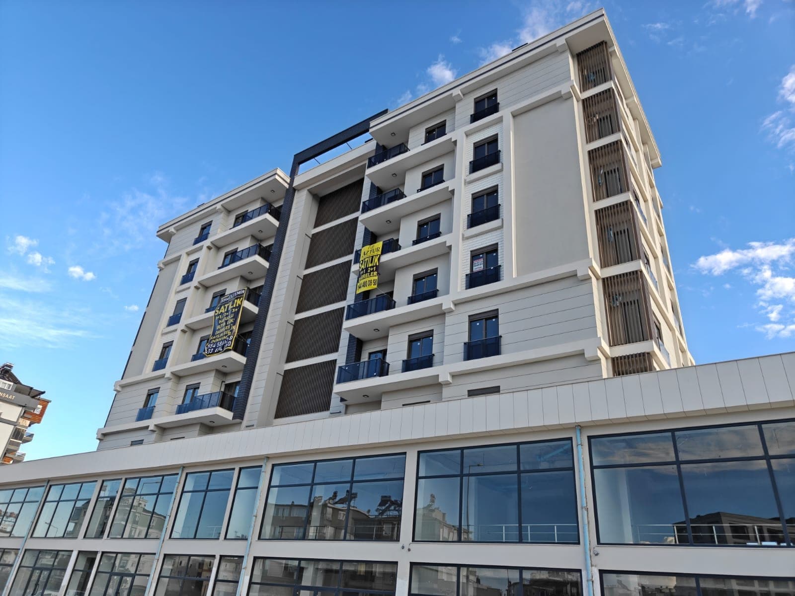 NEFES MODA'DA AÇIK MUTFAK,YERDEN ISITMA 1+1 SATILIK DAİRE