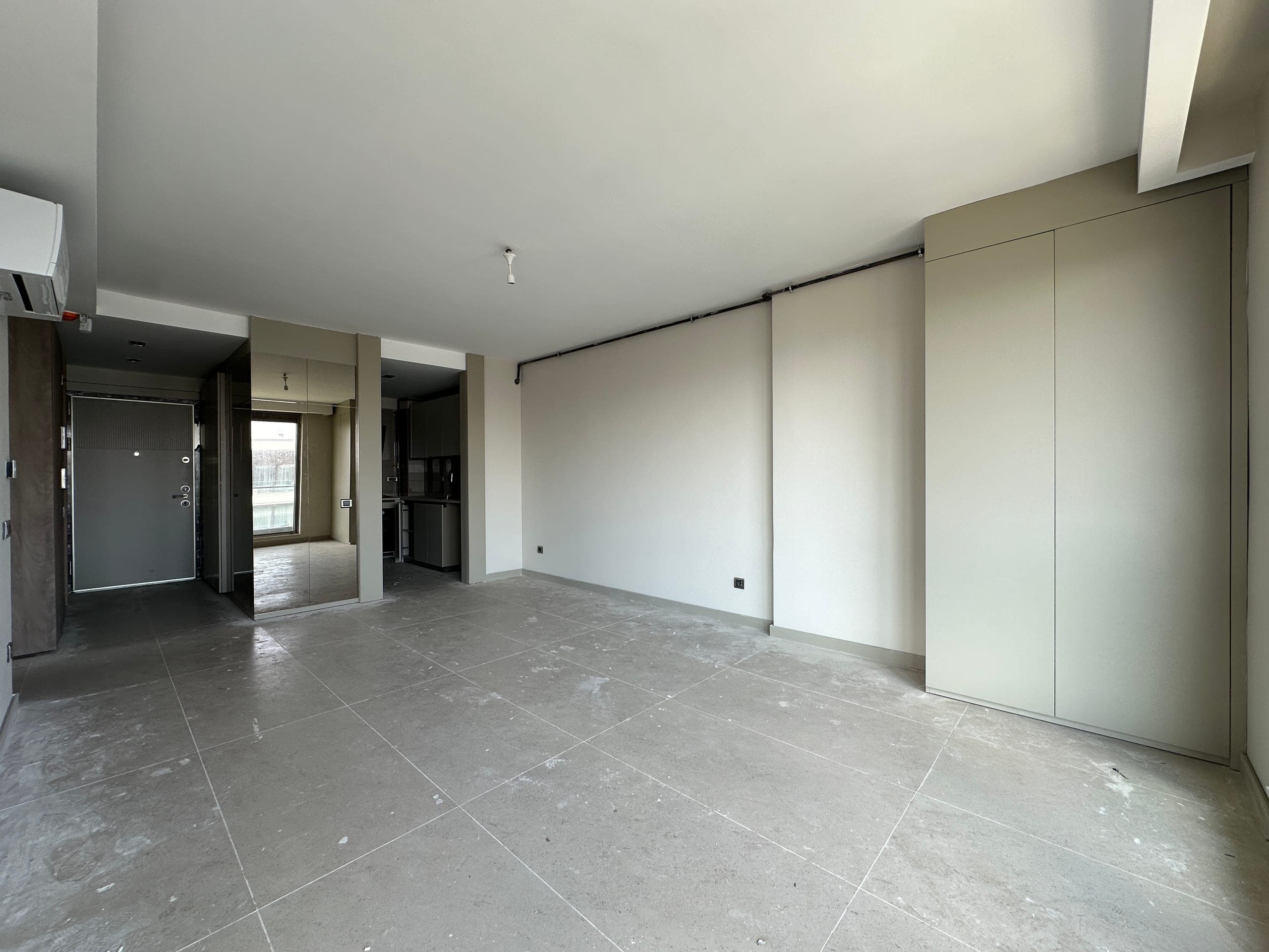 ÖZPINARLAR CASAMAX SİTESİ 2+1 ARAKAT SATILIK DAİRE