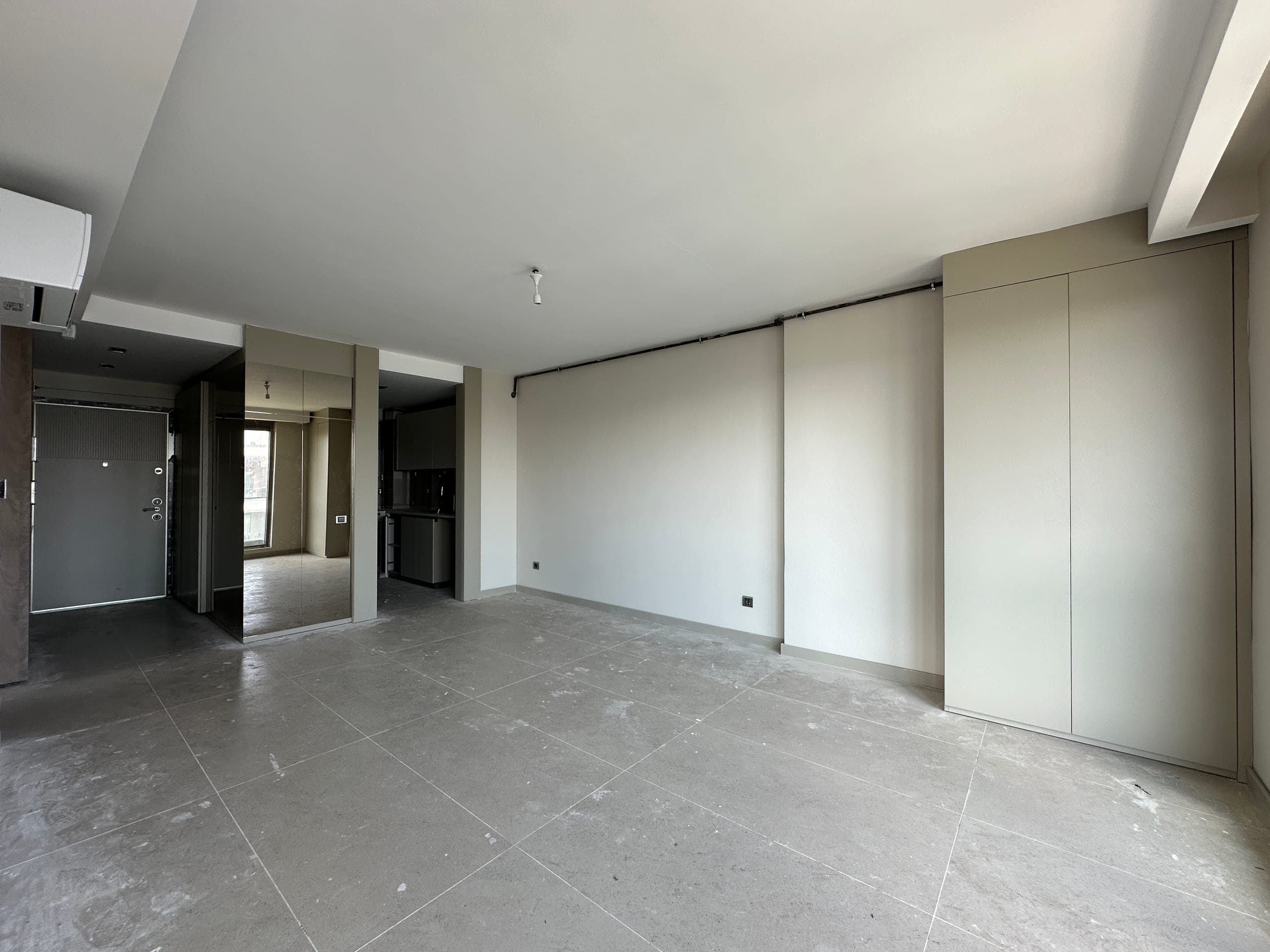 ÖZPINARLAR CASAMAX SİTESİ 2+1 ARAKAT SATILIK DAİRE