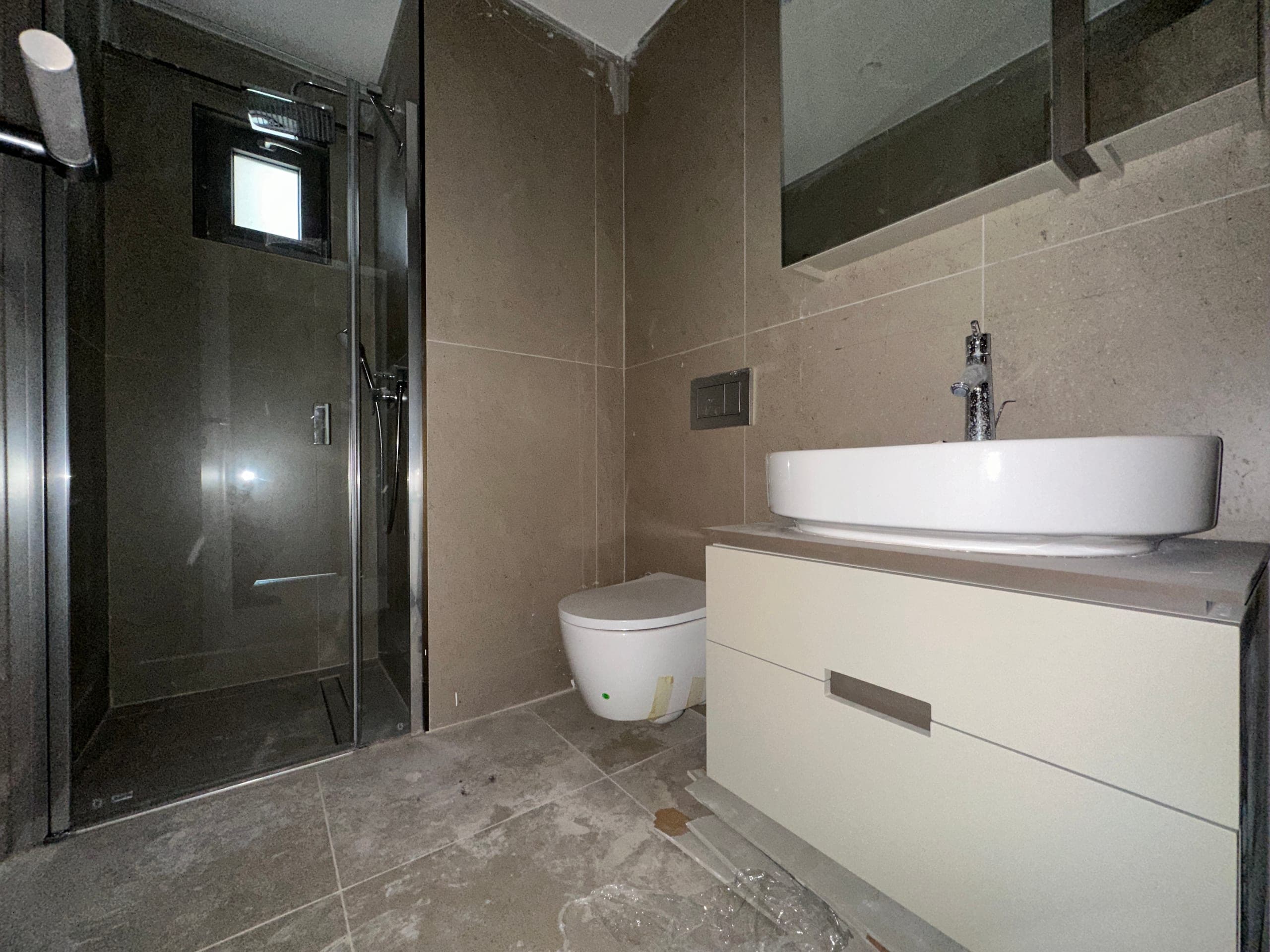 ÖZPINARLAR CASAMAX SİTESİ 2+1 ARAKAT SATILIK DAİRE