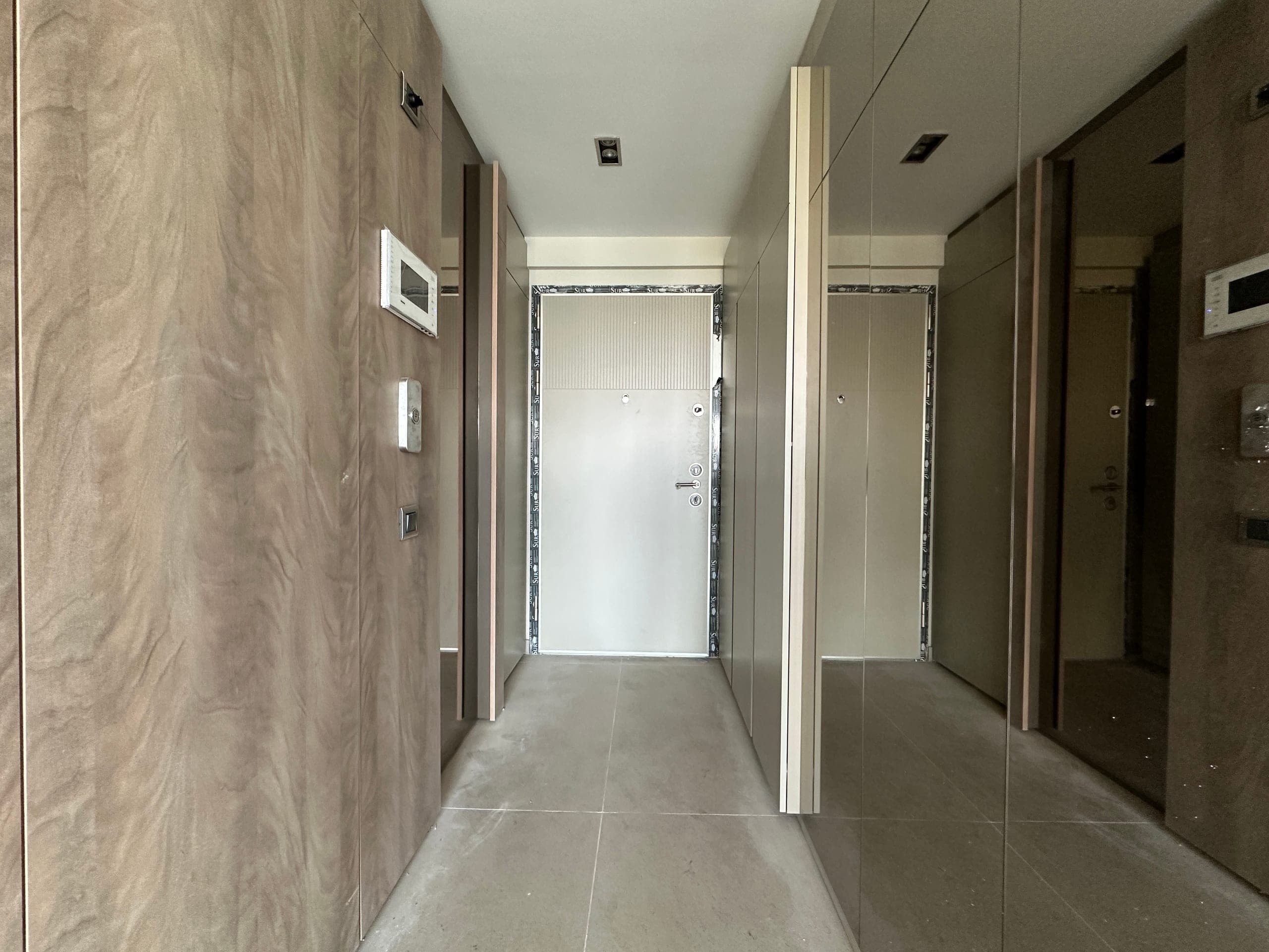 ÖZPINARLAR CASAMAX SİTESİ 2+1 ARAKAT SATILIK DAİRE
