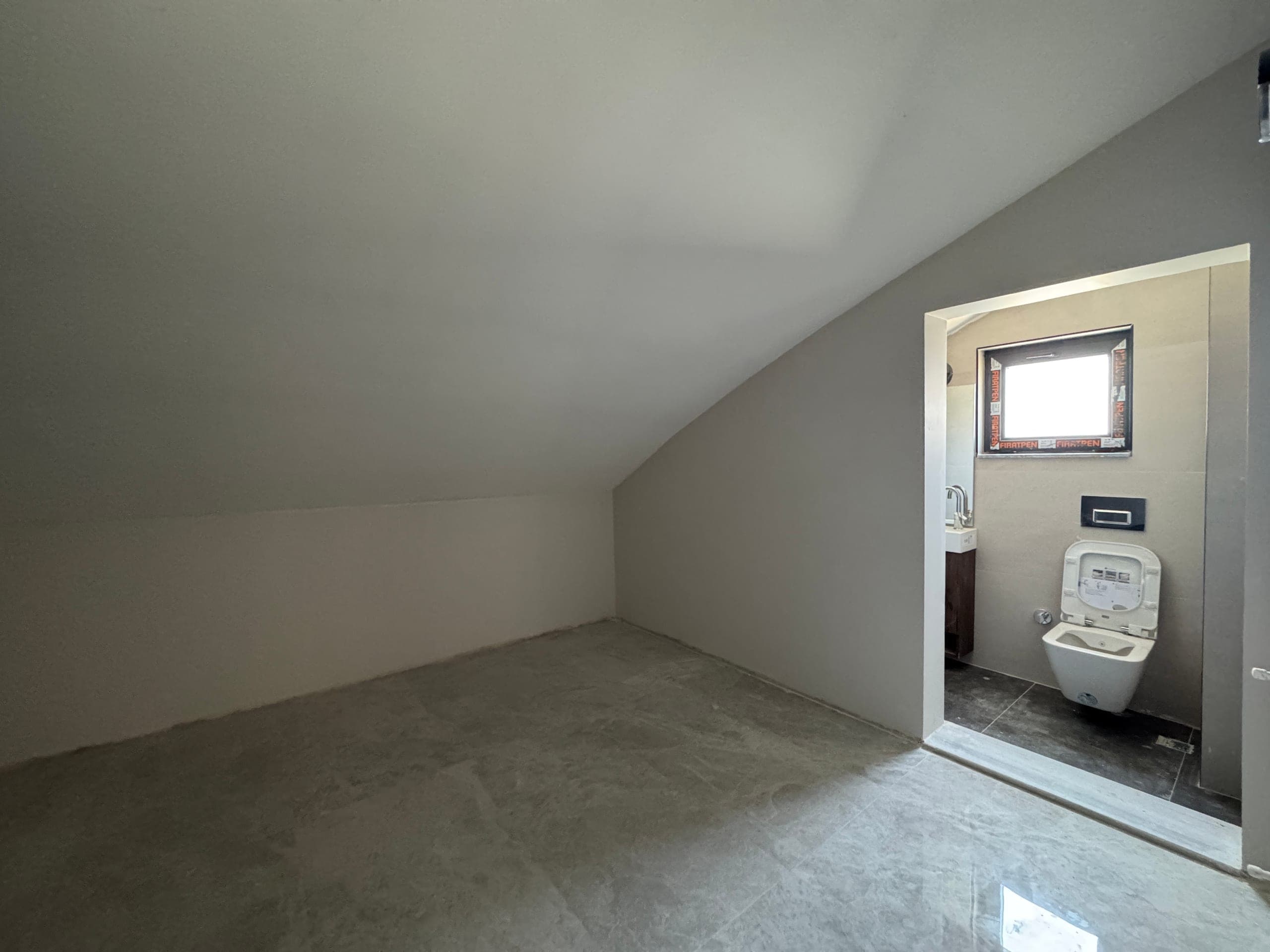 DÖŞEMEALTI BAHÇEYAKA MH 4+1 320M2 DUBLEX DAİRE