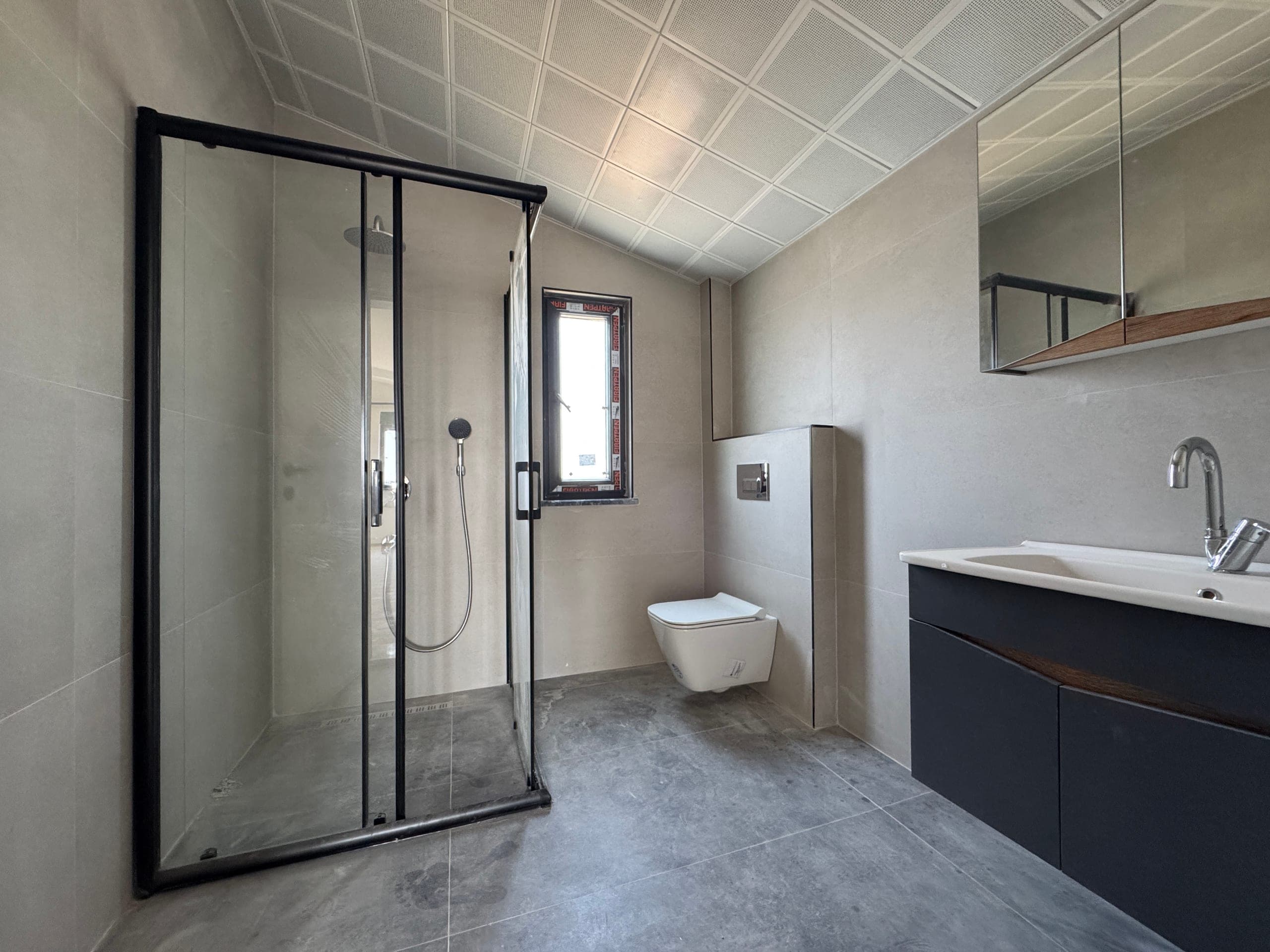 DÖŞEMEALTI BAHÇEYAKA MH 4+1 320M2 DUBLEX DAİRE