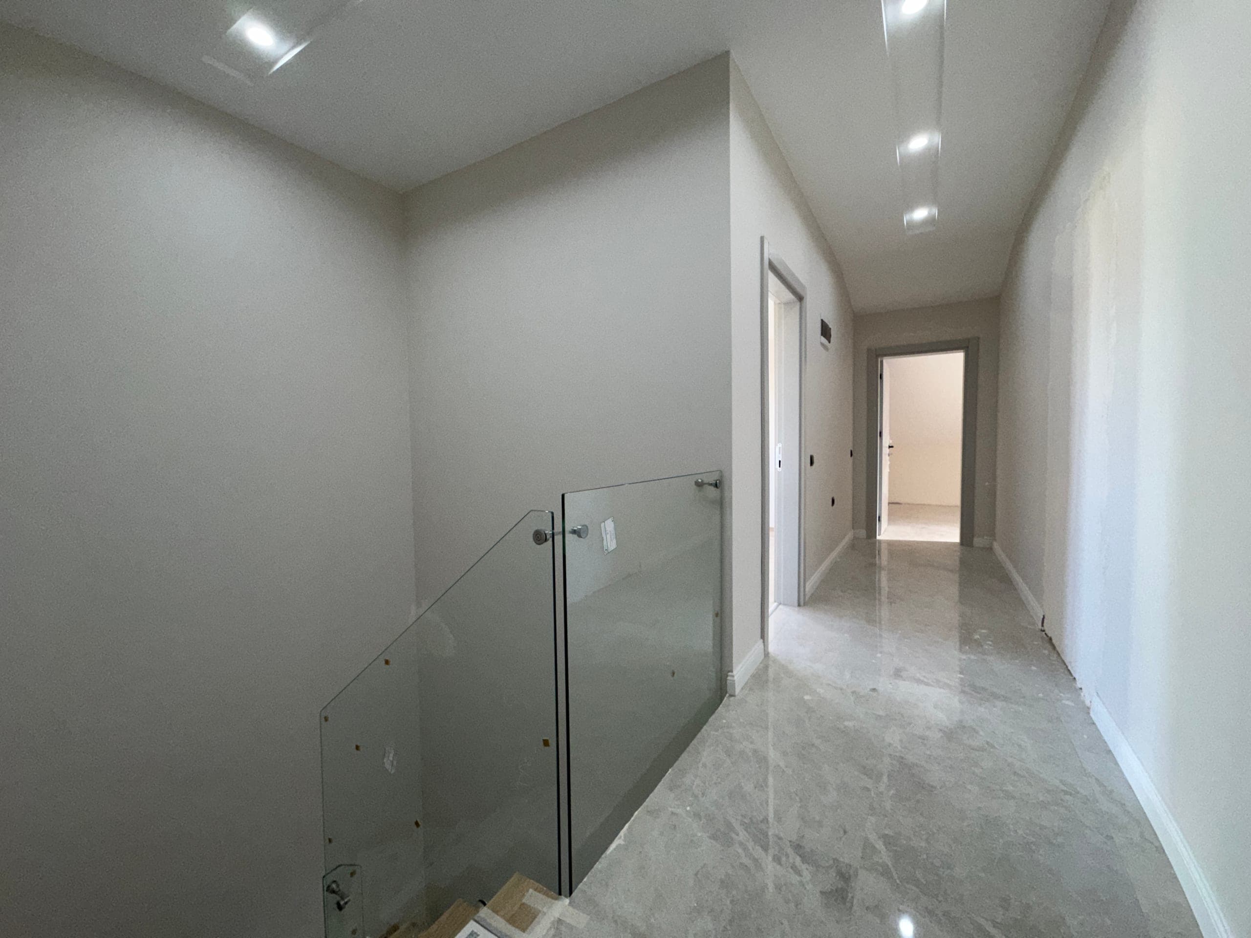 DÖŞEMEALTI BAHÇEYAKA MH 4+1 320M2 DUBLEX DAİRE