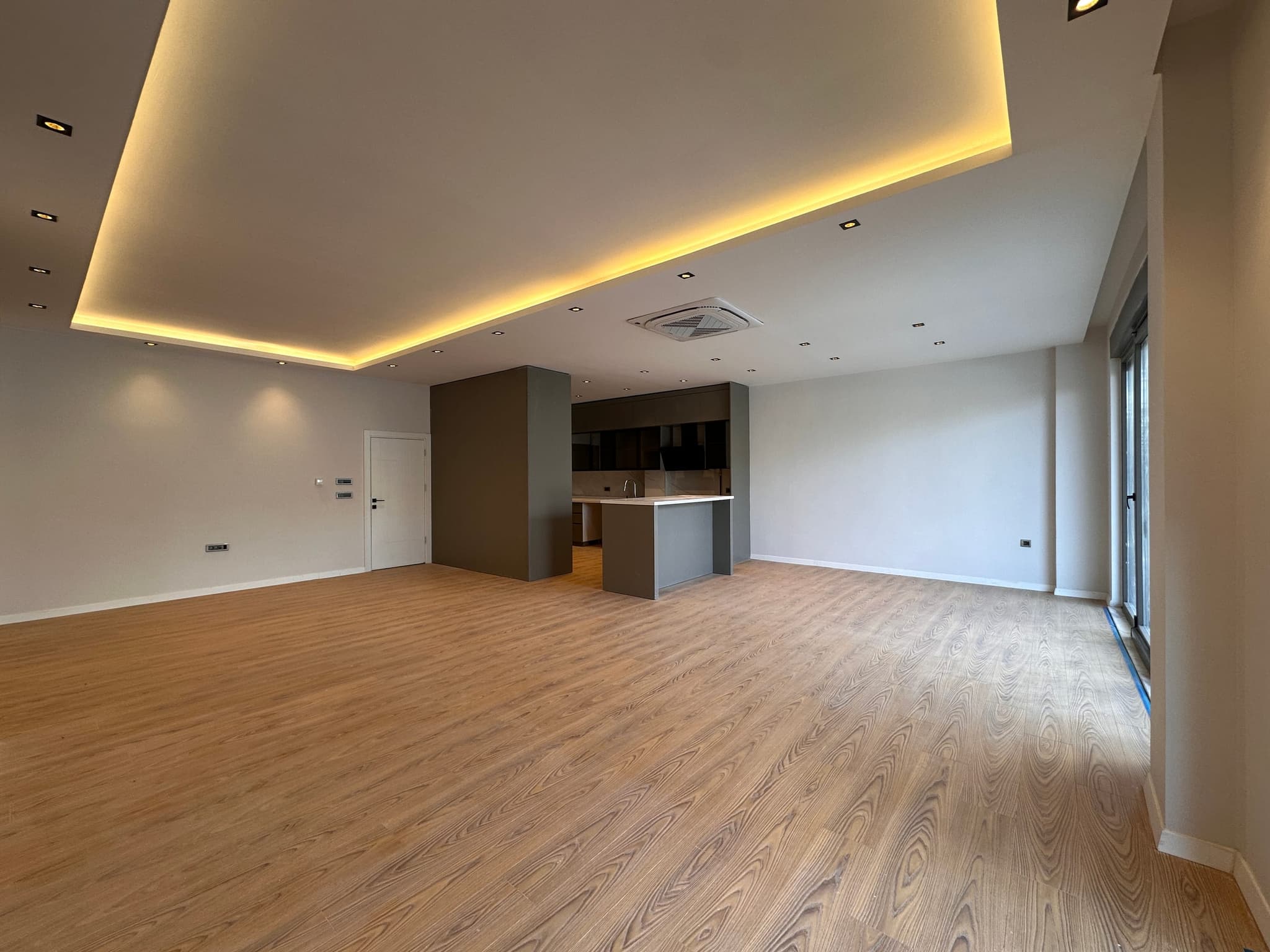 ALTINKALE'DE SİTE İÇERİSİNDE MÜSTAKİL 5+1 LÜKS SATILIK VİLLA