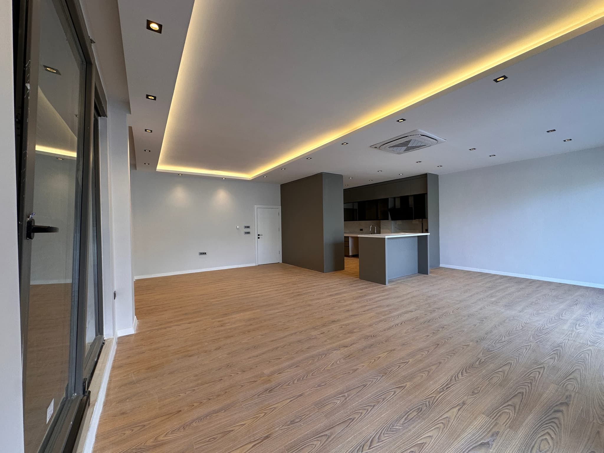 ALTINKALE'DE SİTE İÇERİSİNDE MÜSTAKİL 5+1 LÜKS SATILIK VİLLA