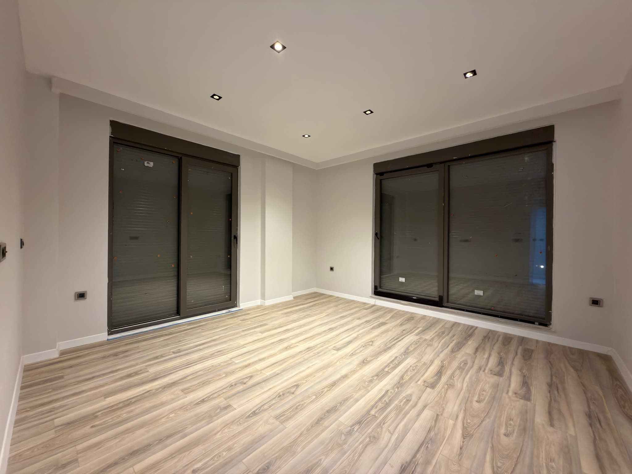 ALTINKALE'DE SİTE İÇERİSİNDE MÜSTAKİL 5+1 LÜKS SATILIK VİLLA
