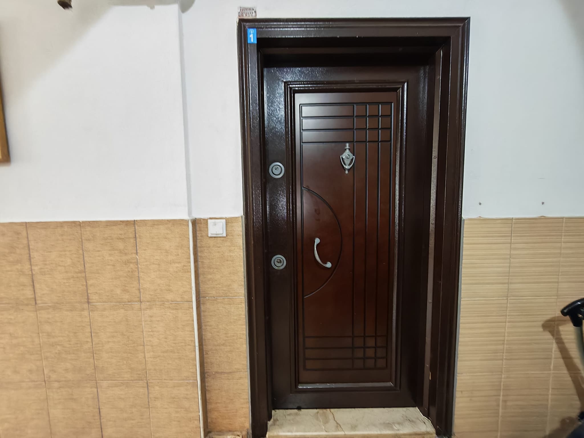 DUTLUBAHÇE'DE EMİN EVİME UYGUN 1+1 AYRI MUTFAK PARK KARŞISI