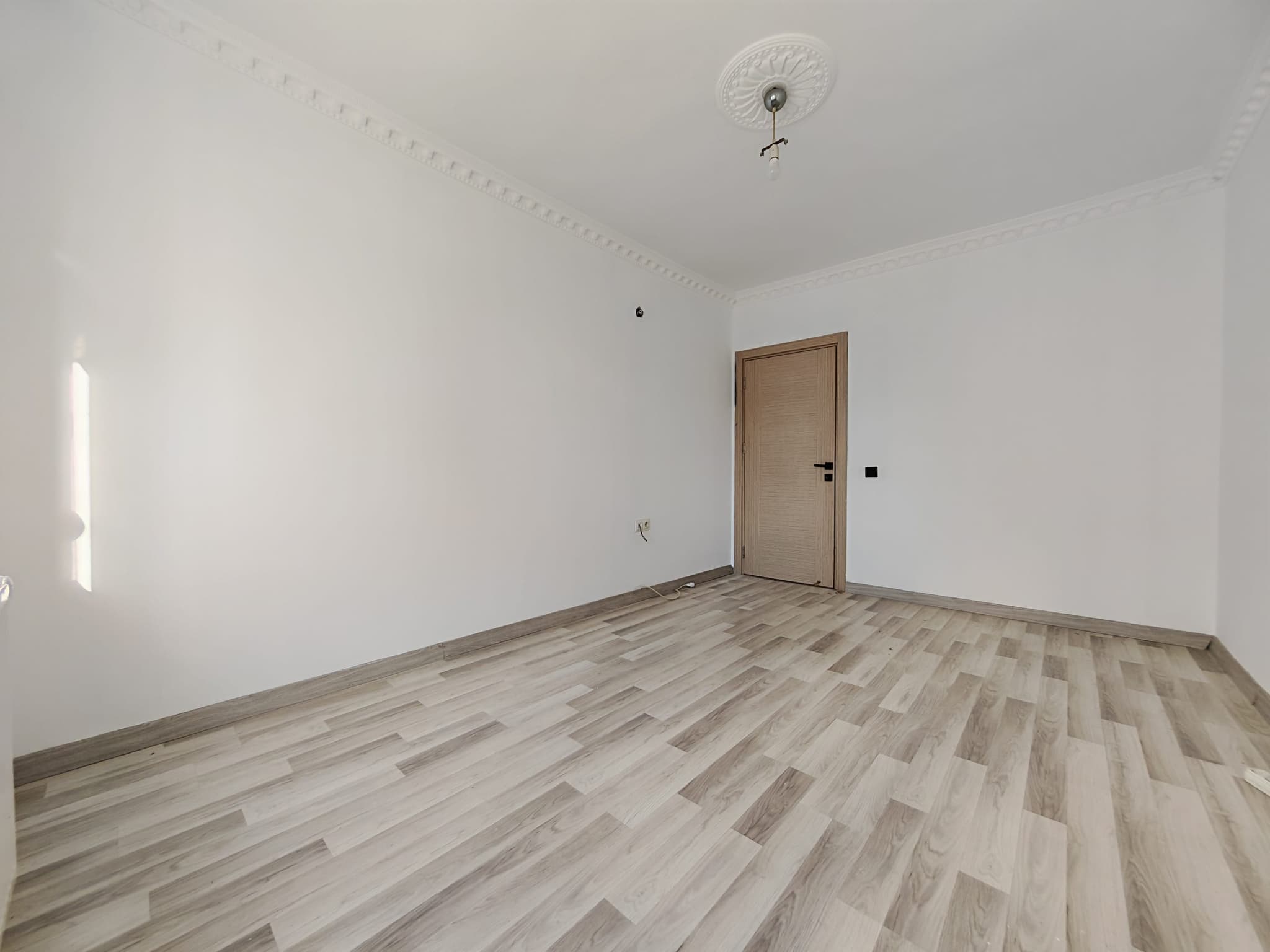 ÇANKAYA'DA EMİN EVİME UYGUN DOĞALGAZLI 6+1 TERASLI DUBLEKS