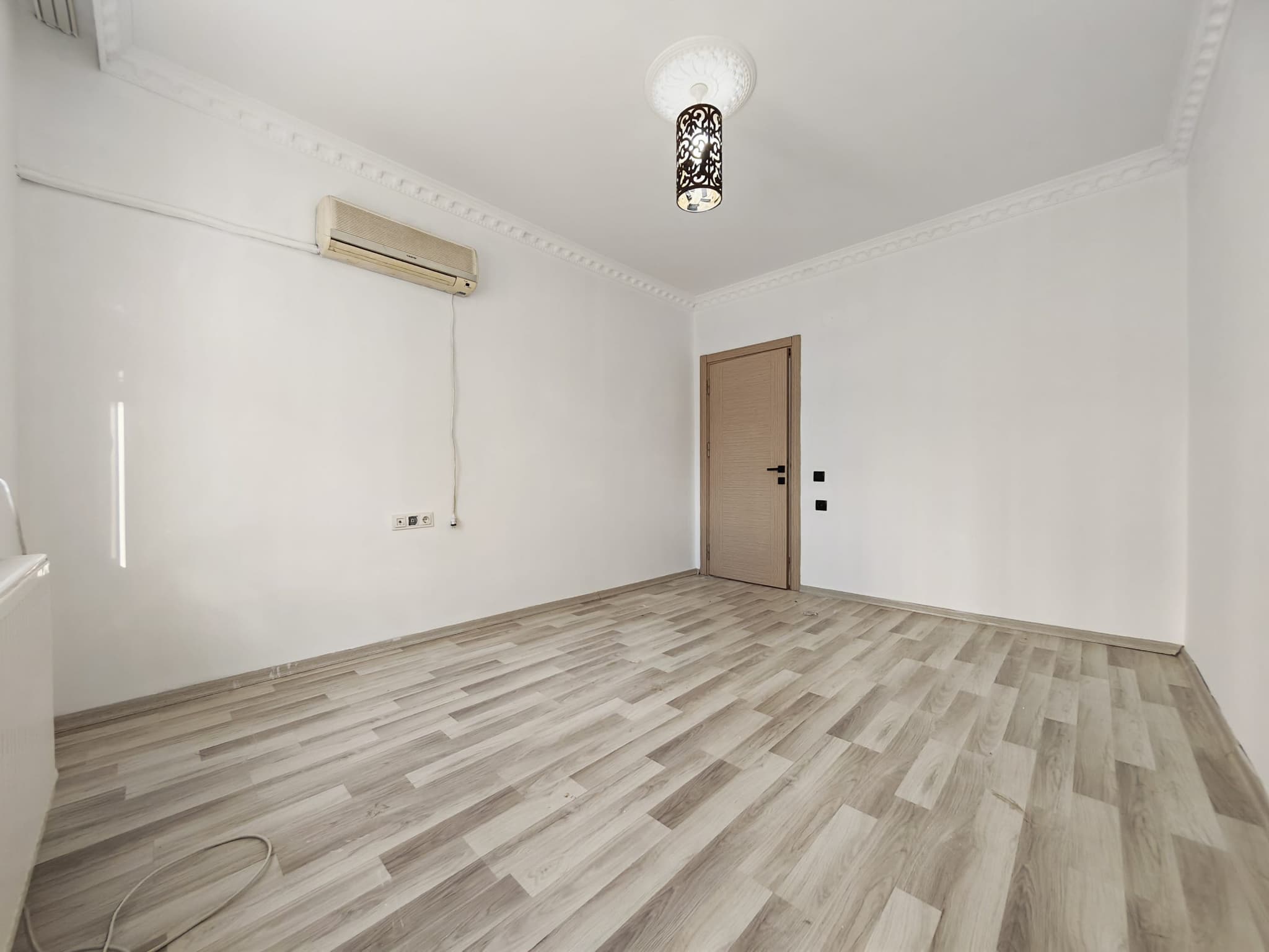 ÇANKAYA'DA EMİN EVİME UYGUN DOĞALGAZLI 6+1 TERASLI DUBLEKS