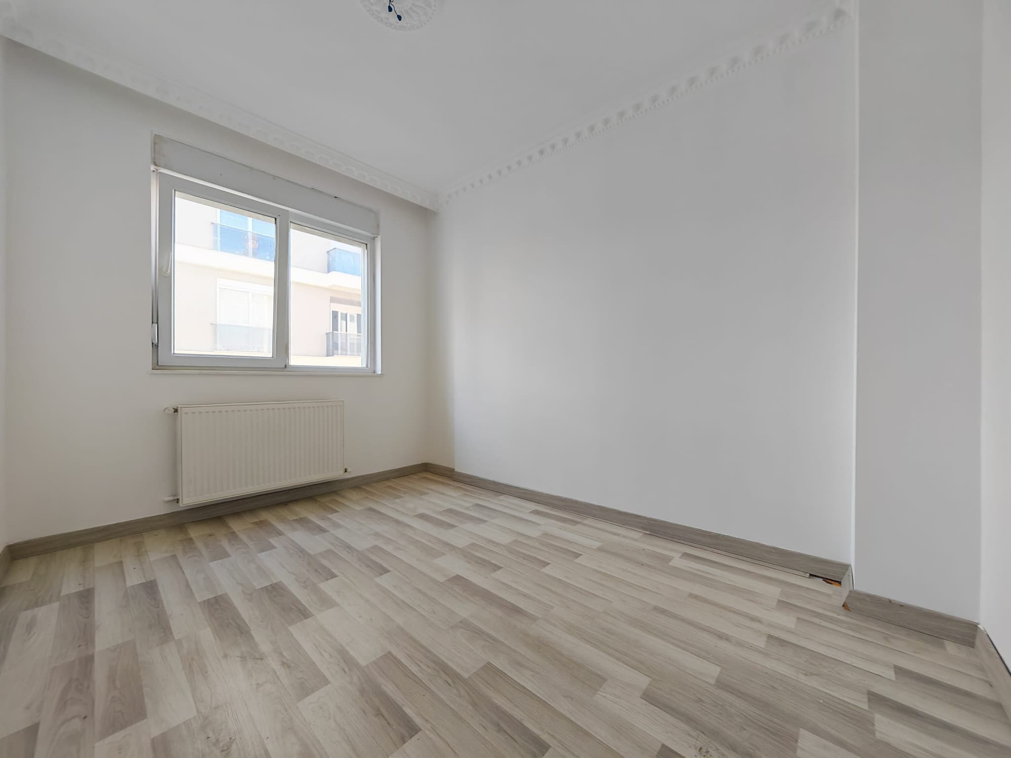 ÇANKAYA'DA EMİN EVİME UYGUN DOĞALGAZLI 6+1 TERASLI DUBLEKS
