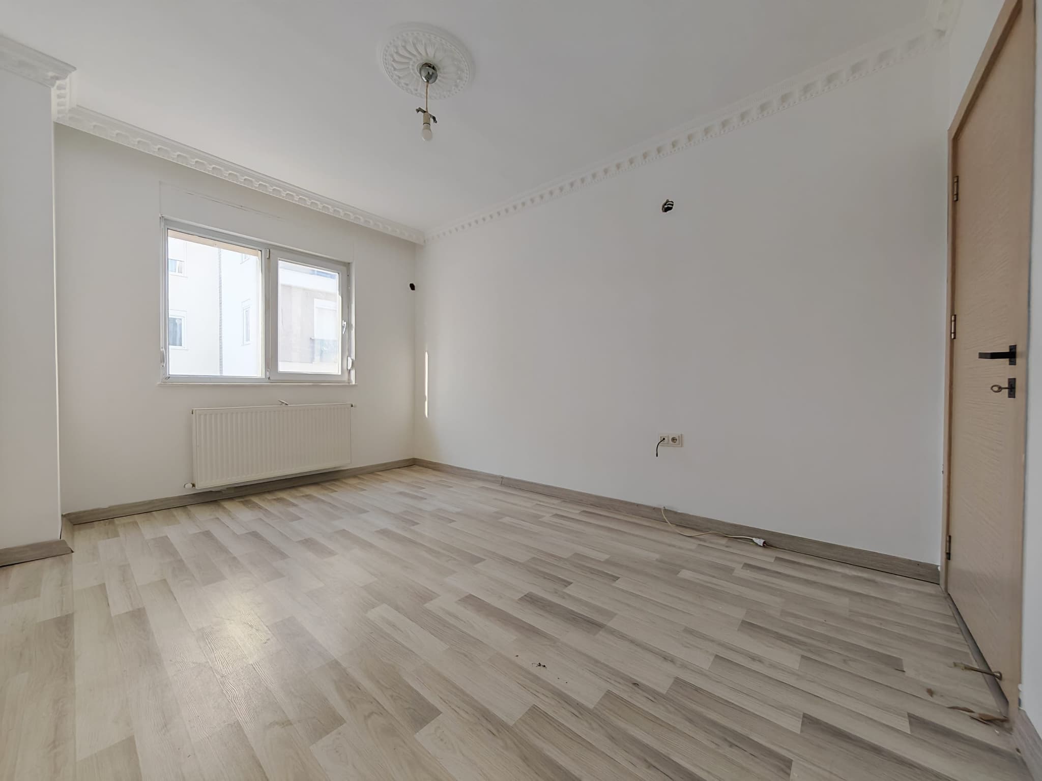 ÇANKAYA'DA EMİN EVİME UYGUN DOĞALGAZLI 6+1 TERASLI DUBLEKS