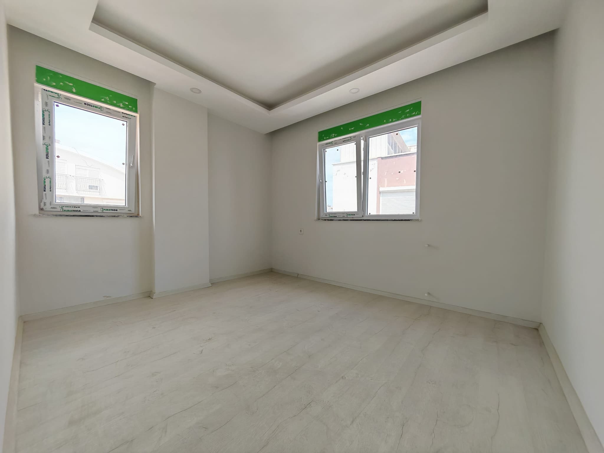 3+1 AYRI MUTFAK TRAMVAYA 900MT İSKANLI SIFIR EMİNEVİM'E UYGUN