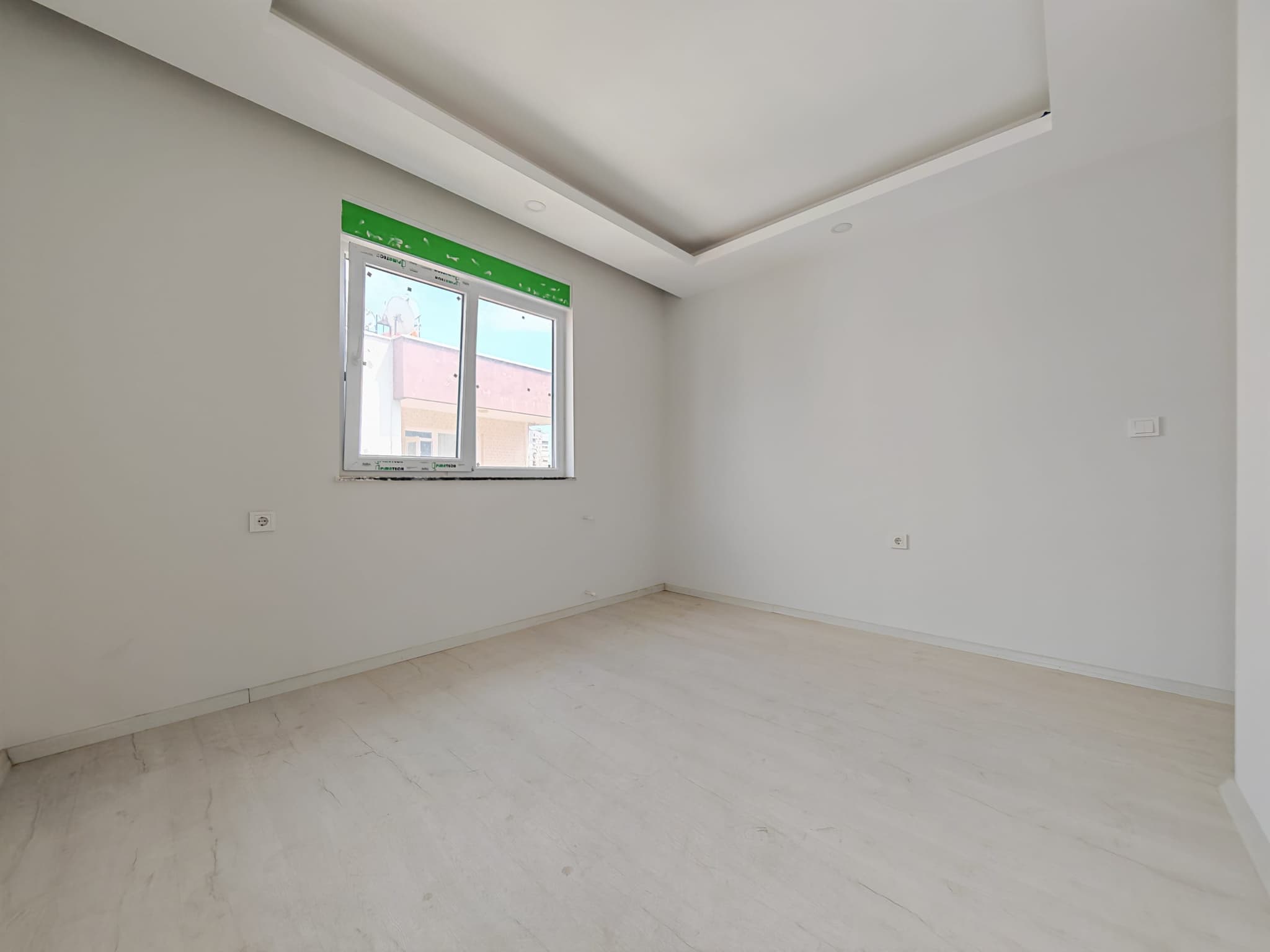 3+1 AYRI MUTFAK TRAMVAYA 900MT İSKANLI SIFIR EMİNEVİM'E UYGUN