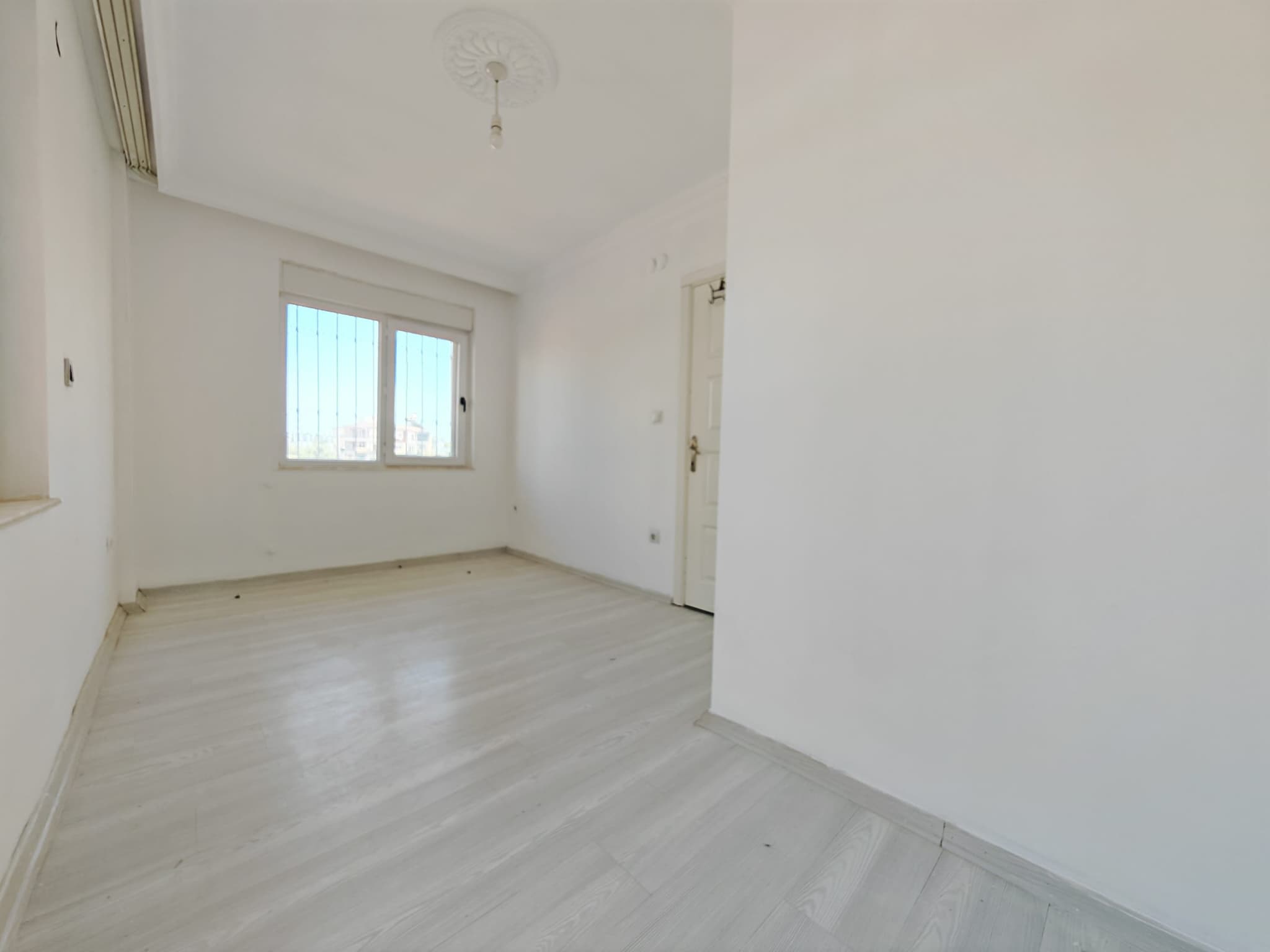 ŞELALE'DE TRAMVAYA 15DK 2+1 YÜKSEK GİRİŞ