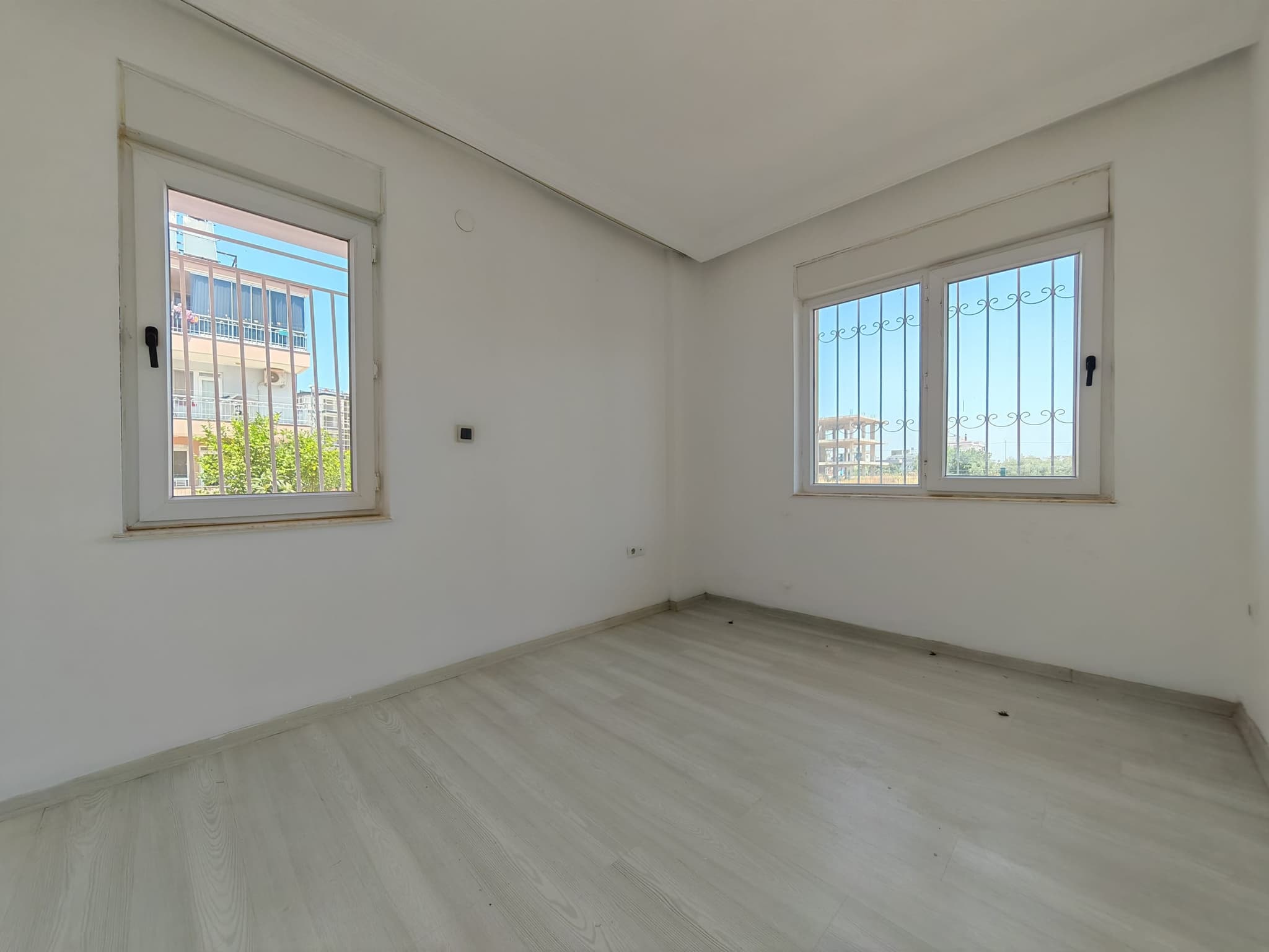 ŞELALE'DE TRAMVAYA 15DK 2+1 YÜKSEK GİRİŞ