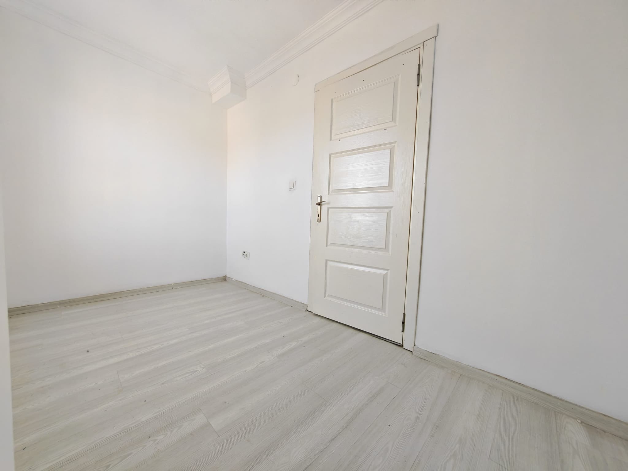 ŞELALE'DE TRAMVAYA 15DK 2+1 YÜKSEK GİRİŞ