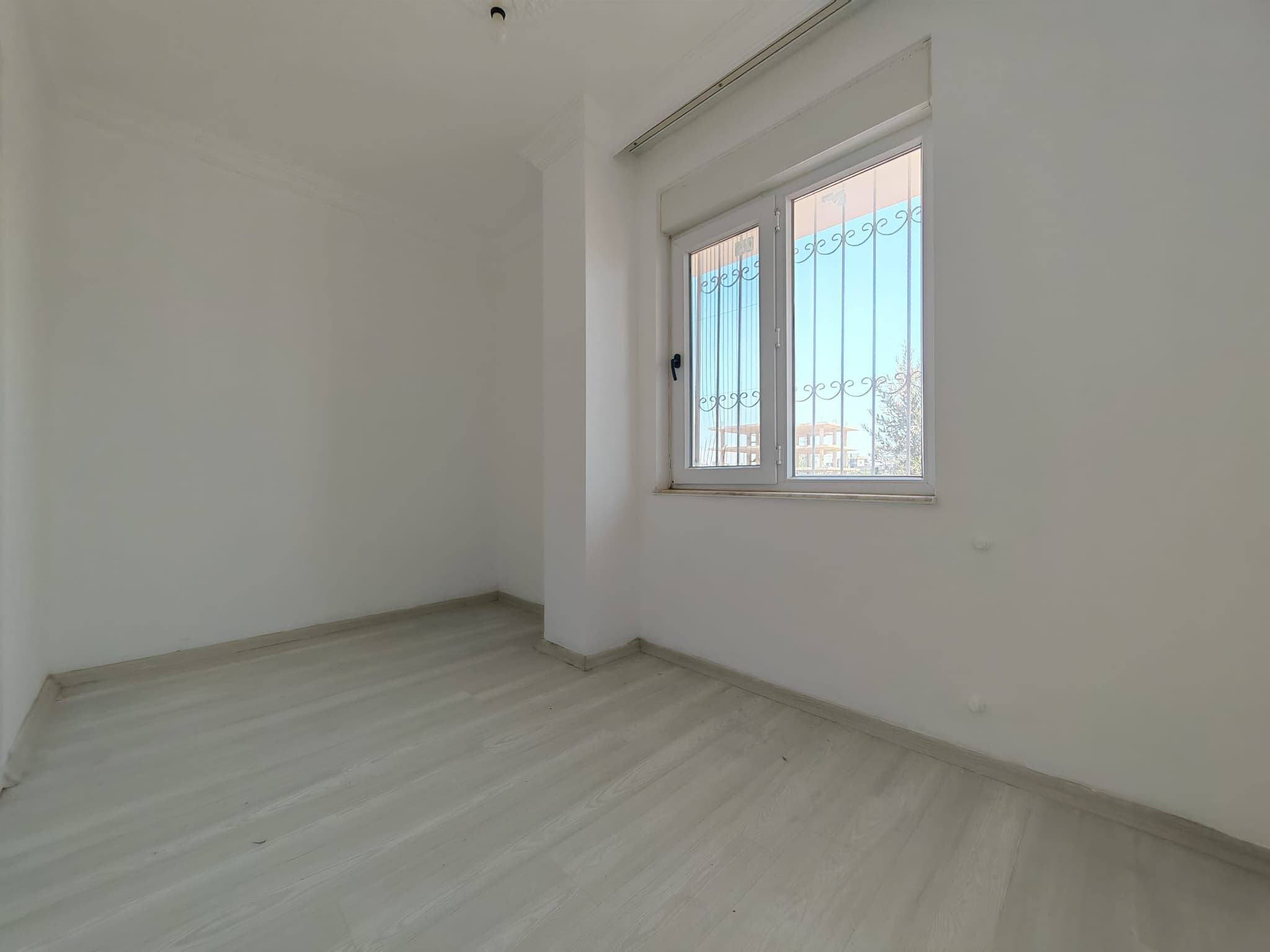 ŞELALE'DE TRAMVAYA 15DK 2+1 YÜKSEK GİRİŞ