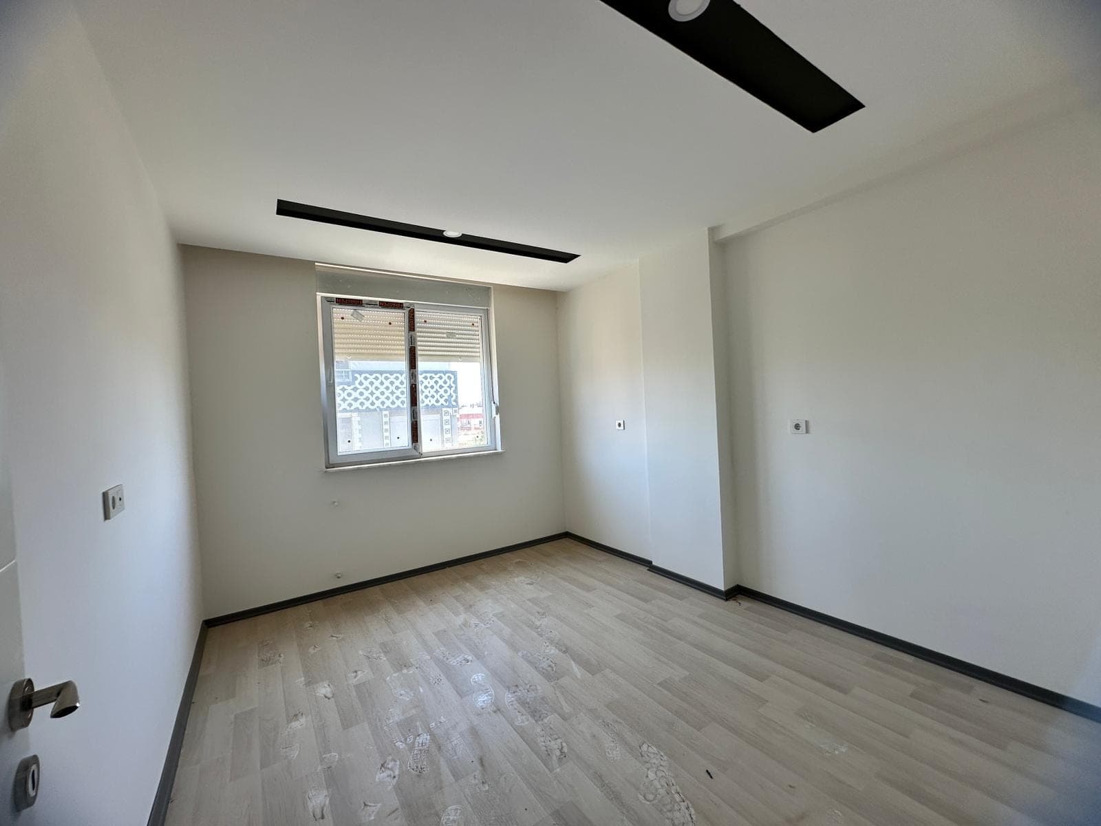 HÜSNÜ KARAKAŞ'TA HASTANEYE YÜRÜME MESAFESİNDE 5+1 DUBLEKS DAİRE