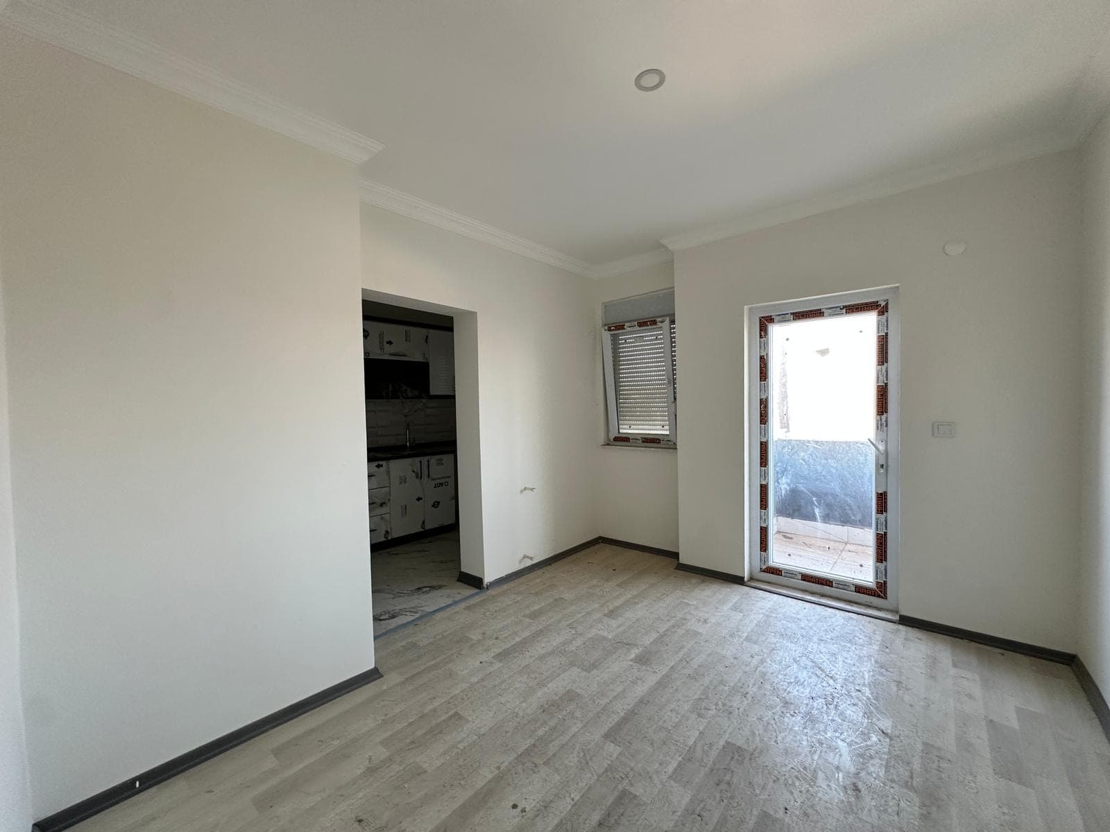 HÜSNÜ KARAKAŞ'TA HASTANEYE YÜRÜME MESAFESİNDE 5+1 DUBLEKS DAİRE