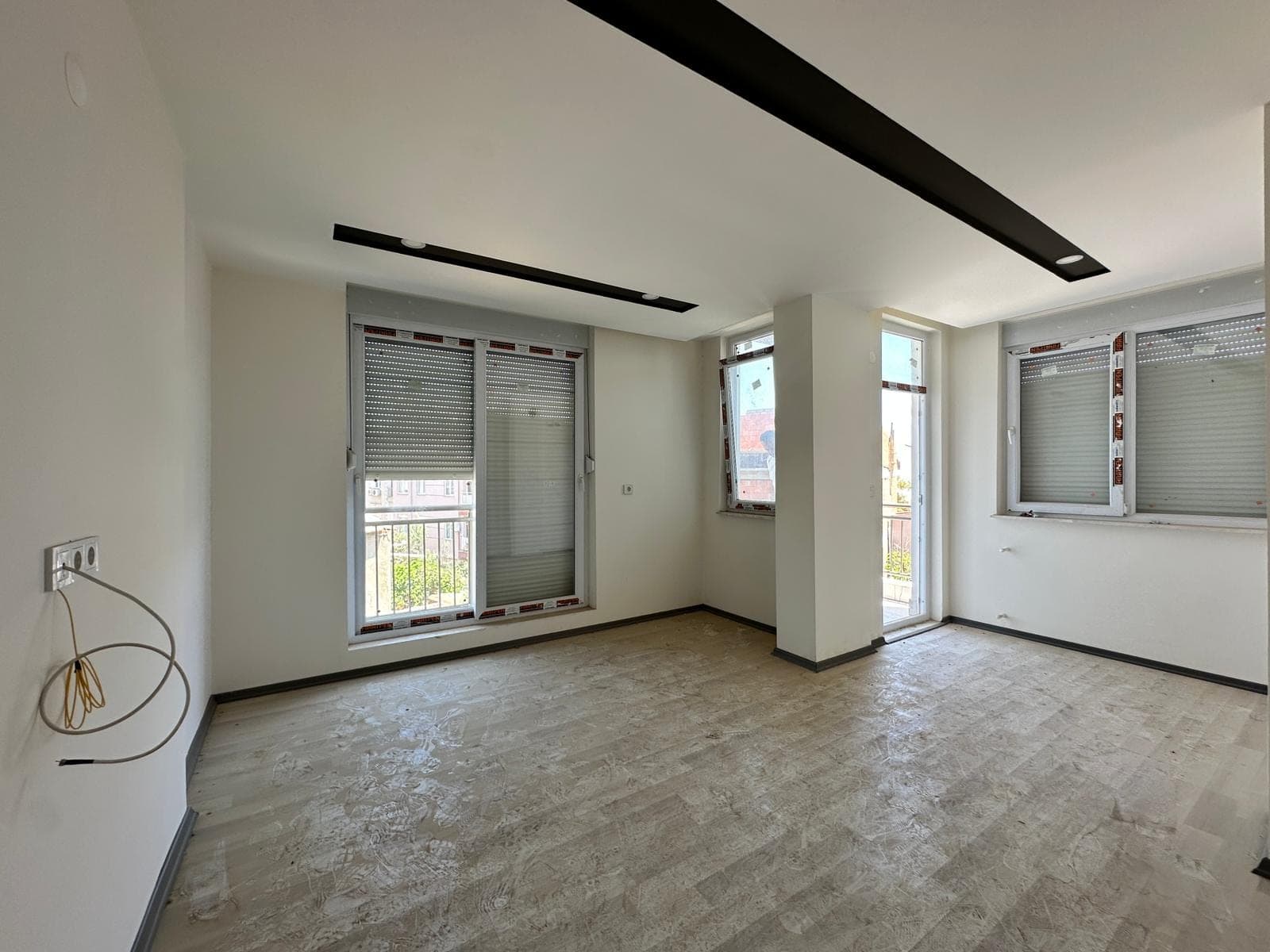 HÜSNÜ KARAKAŞ'TA HASTANEYE YÜRÜME MESAFESİNDE 5+1 DUBLEKS DAİRE