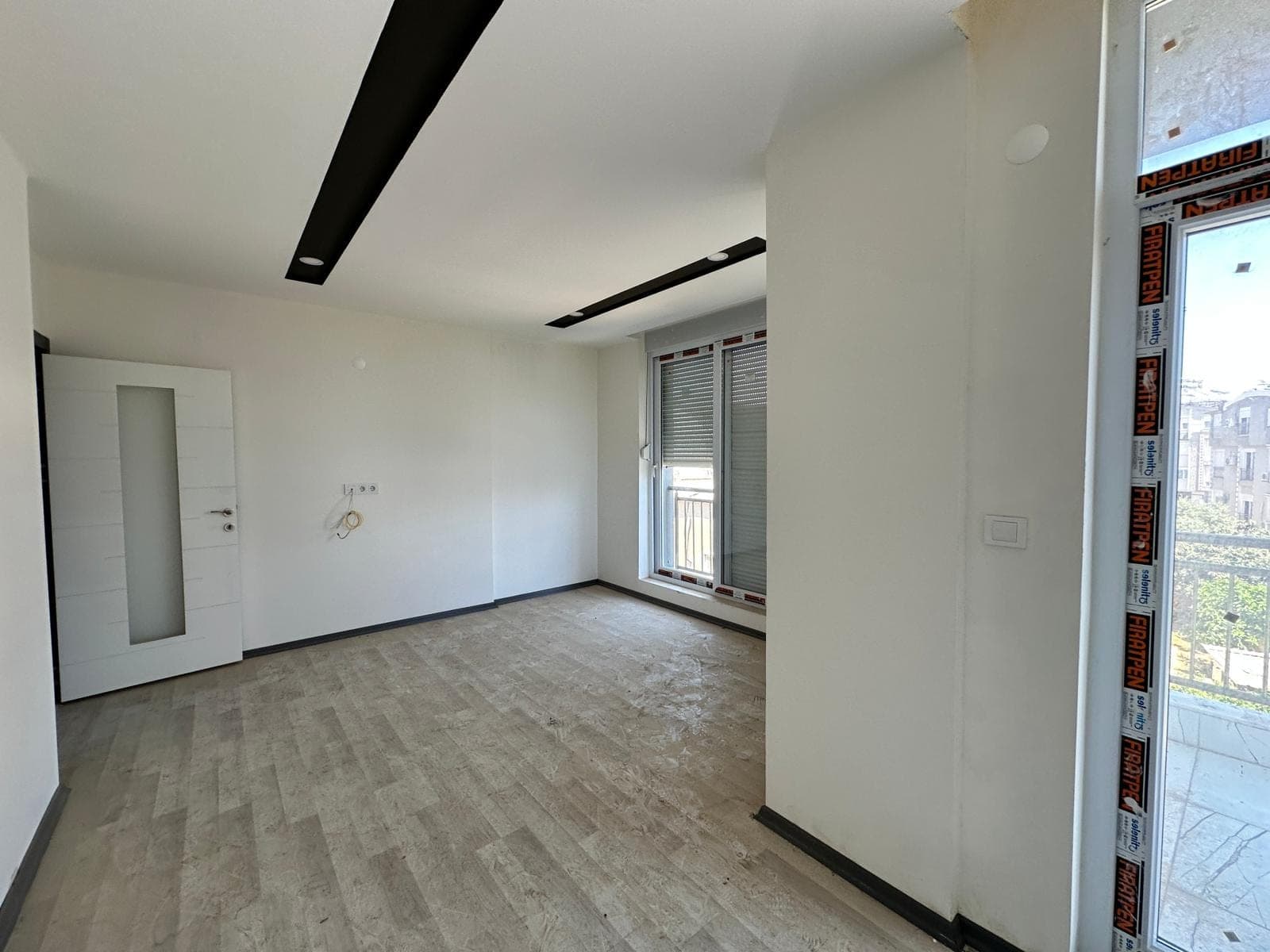 HÜSNÜ KARAKAŞ'TA HASTANEYE YÜRÜME MESAFESİNDE 5+1 DUBLEKS DAİRE