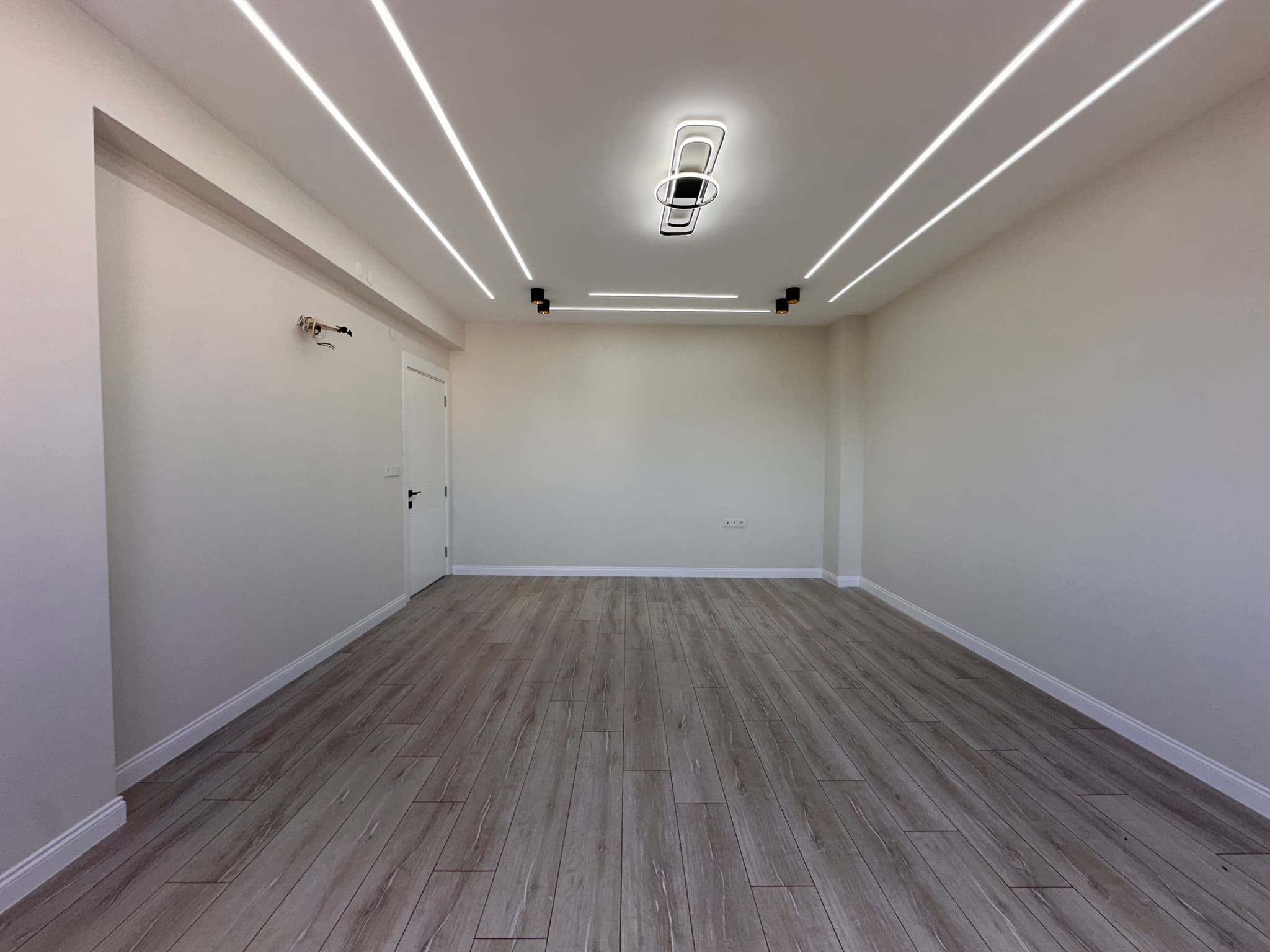 KIZILTOPRAK'TA ÖNÜ AÇIK FULL TADİLATLI 3+1 SATILIK DAİRE