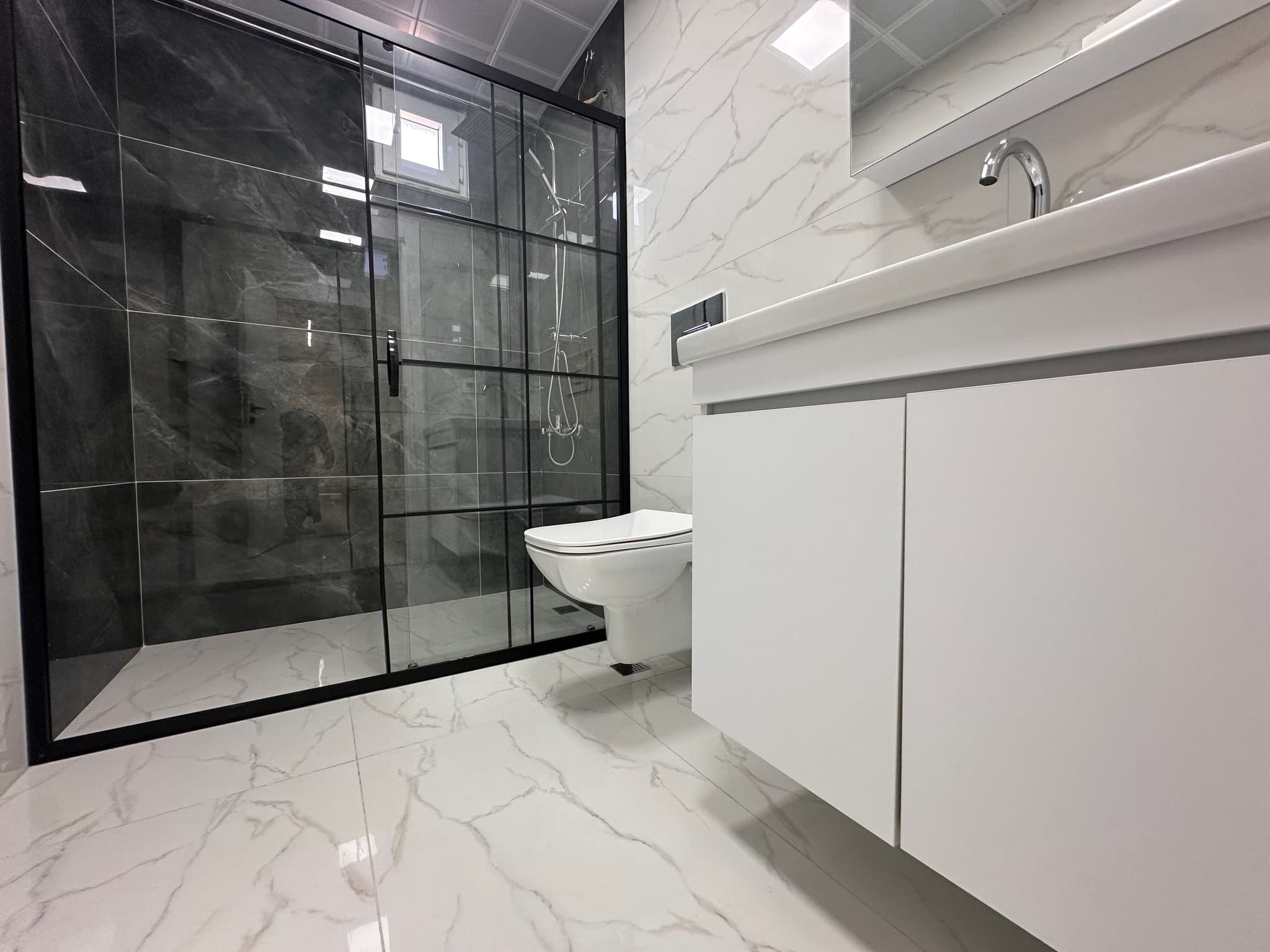 KIZILTOPRAK'TA ÖNÜ AÇIK FULL TADİLATLI 3+1 SATILIK DAİRE