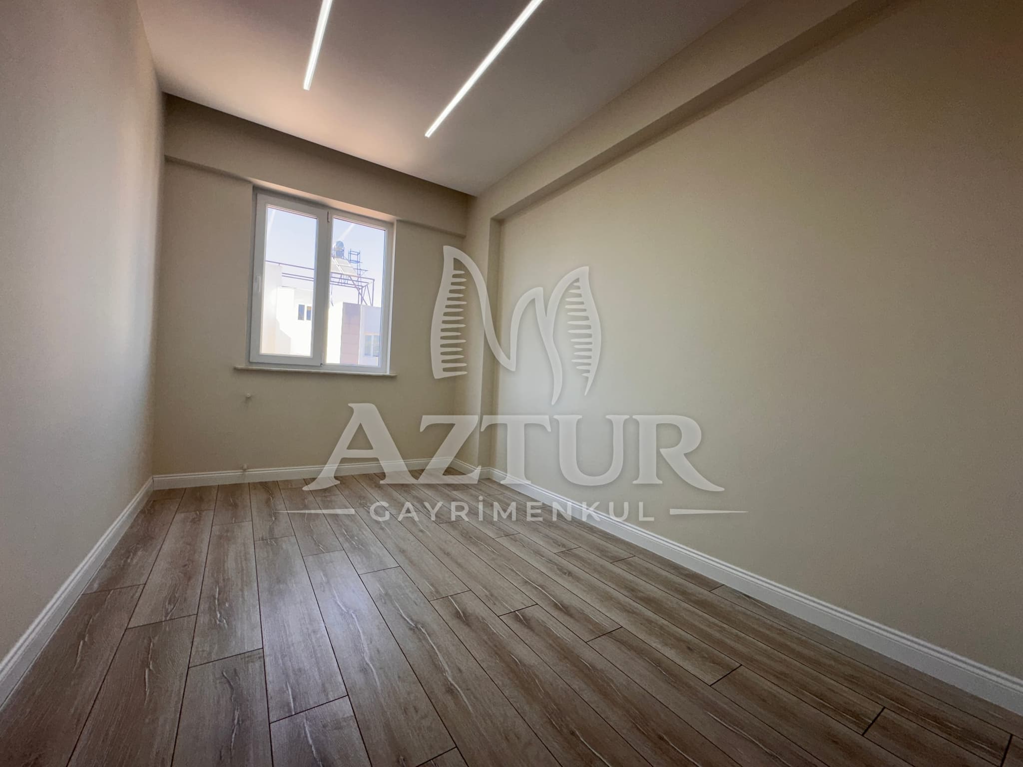 KIZILTOPRAK'TA ÖNÜ AÇIK FULL TADİLATLI 3+1 SATILIK DAİRE