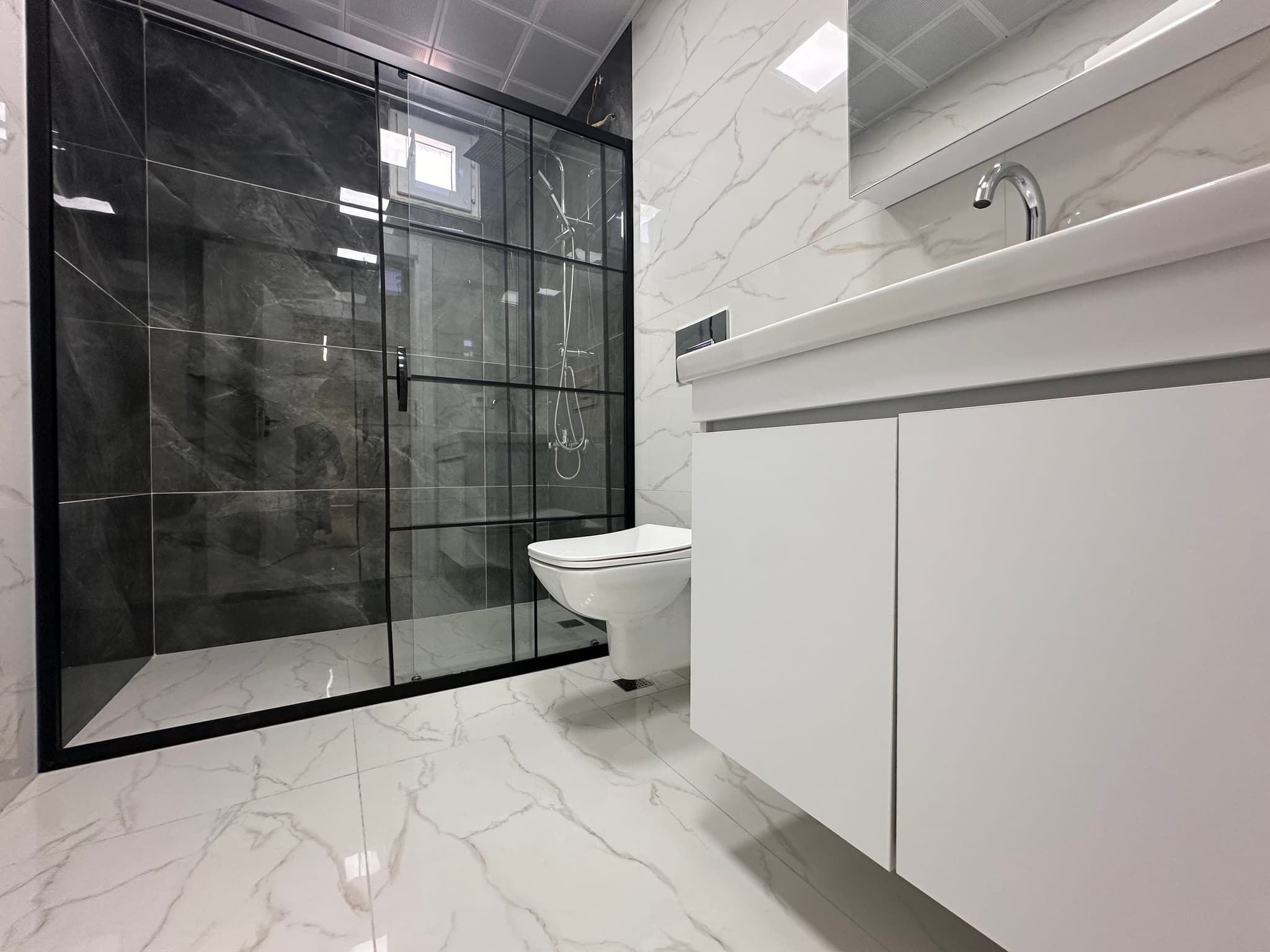 KIZILTOPRAK'TA ÖNÜ AÇIK FULL TADİLATLI 3+1 SATILIK DAİRE