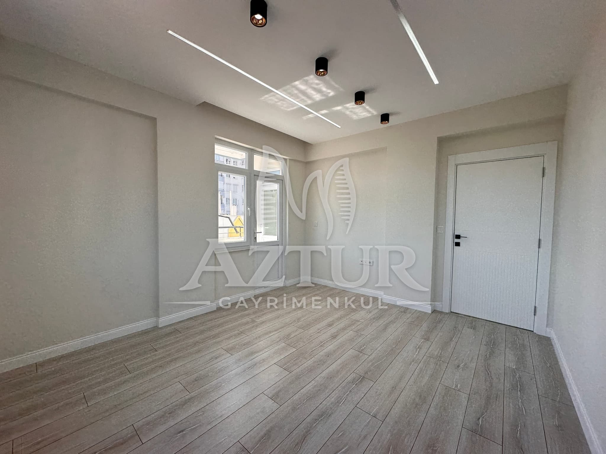 KIZILTOPRAK'TA ÖNÜ AÇIK FULL TADİLATLI 3+1 SATILIK DAİRE