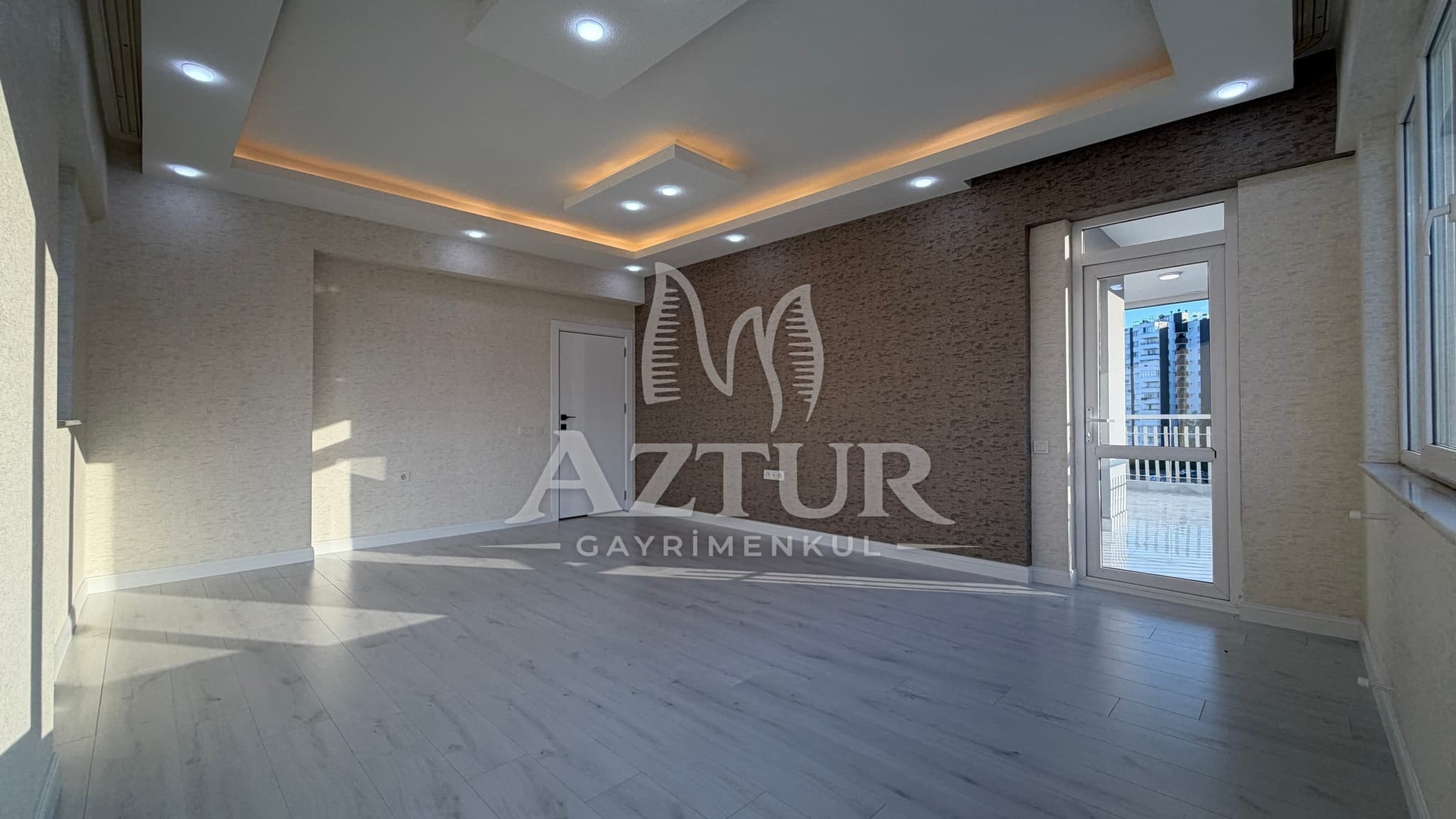 ÇAĞLAYAN'DA SİTE İÇERİSİNDE FULL TADİLATLI ARAKAT 3+1 SATILIK DAİRE