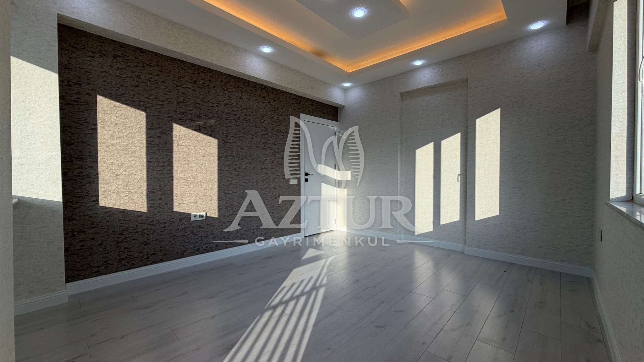 ÇAĞLAYAN'DA SİTE İÇERİSİNDE FULL TADİLATLI ARAKAT 3+1 SATILIK DAİRE