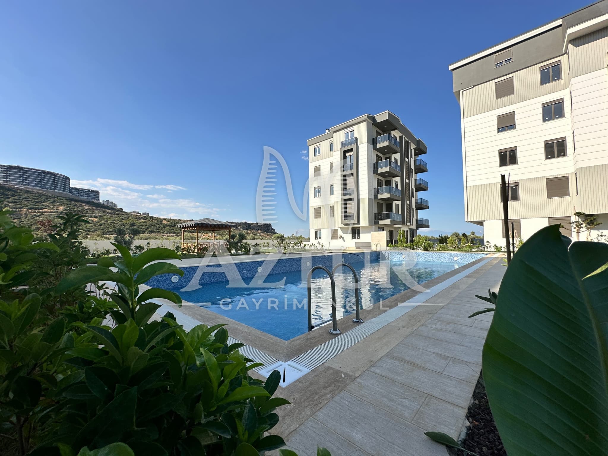 ÇANKAYA'DA HAVUZLU SİTE İÇERİSİNDE ULTRA LÜKS 3+1 SATILIK DAİRE