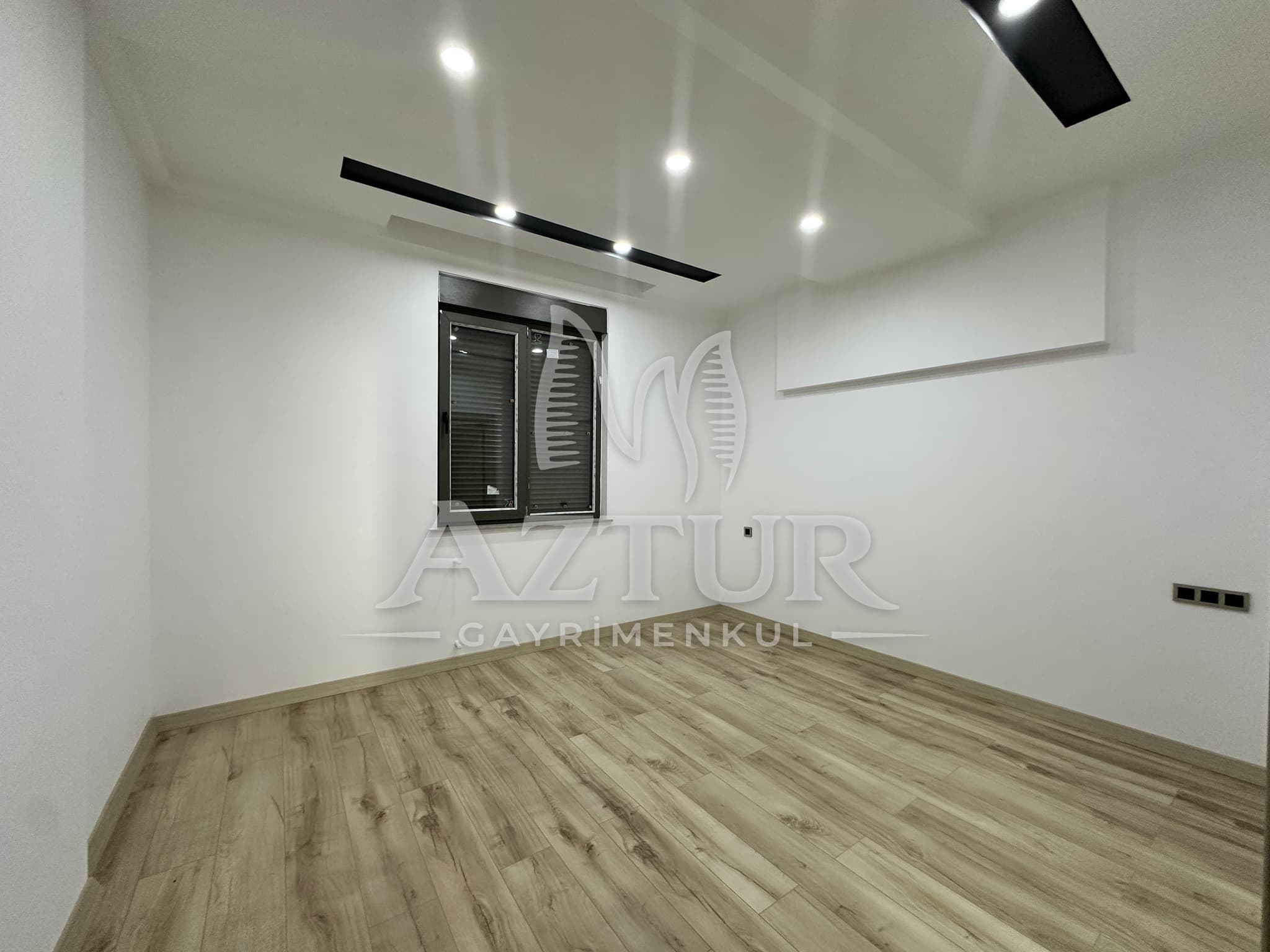 ÇANKAYA'DA HAVUZLU SİTE İÇERİSİNDE ULTRA LÜKS 3+1 SATILIK DAİRE