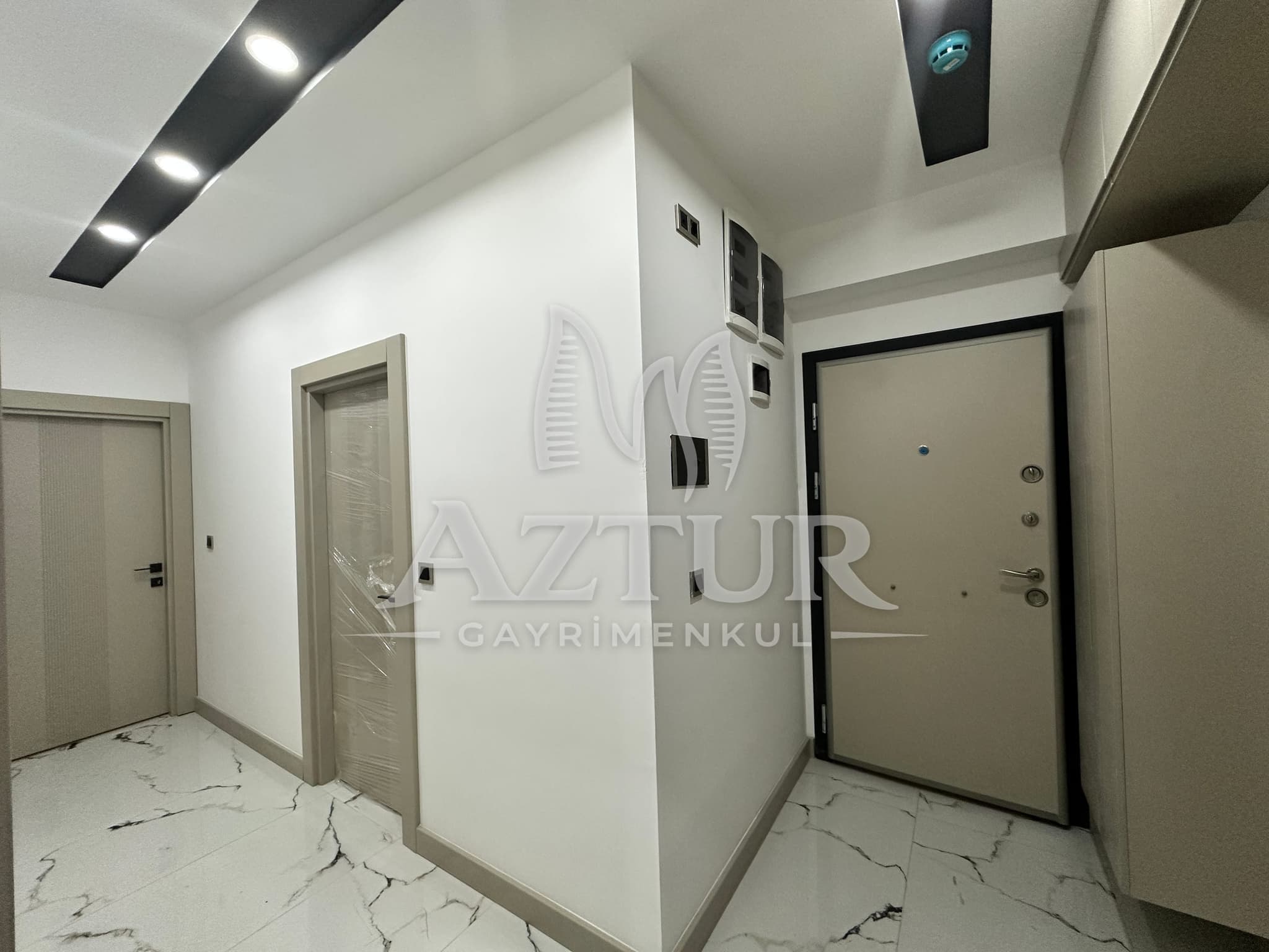 ÇANKAYA'DA HAVUZLU SİTE İÇERİSİNDE ULTRA LÜKS 3+1 SATILIK DAİRE