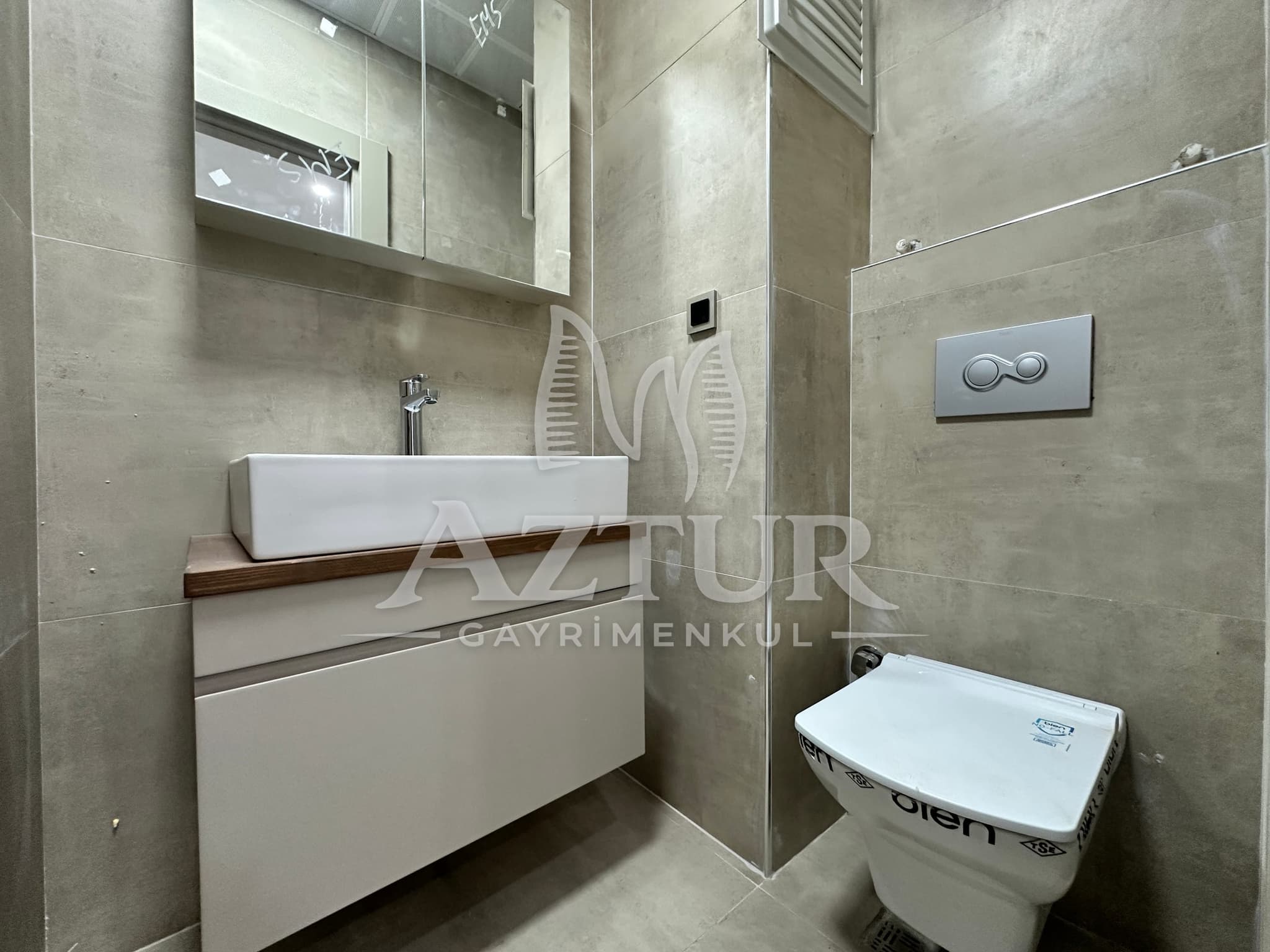 ÇANKAYA'DA HAVUZLU SİTE İÇERİSİNDE ULTRA LÜKS 3+1 SATILIK DAİRE
