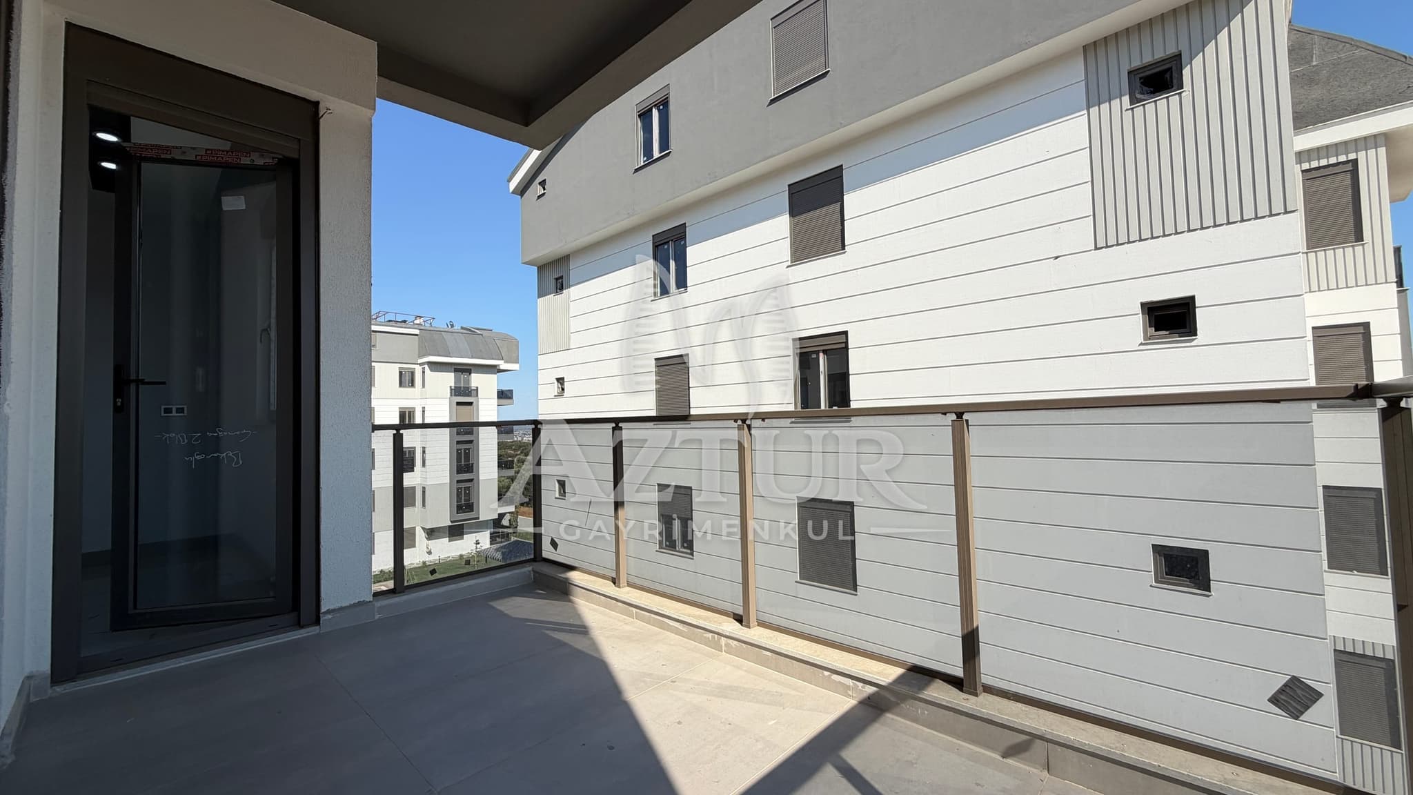 ÇANKAYA'DA HAVUZLU SİTE İÇERİSİNDE ULTRA LÜKS 3+1 SATILIK DAİRE