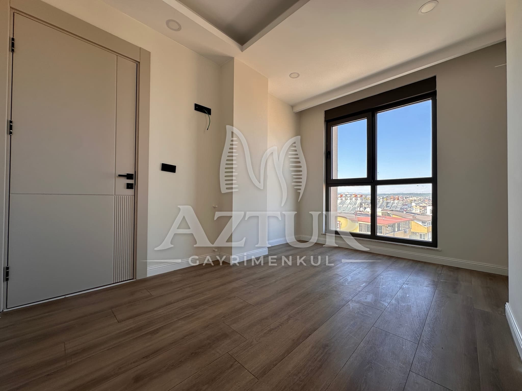 KEPEZ DEVLET HASTANESİ KARŞISI LÜKS SİTE İÇERİSİNDE 1+1 SATILIK DAİRE