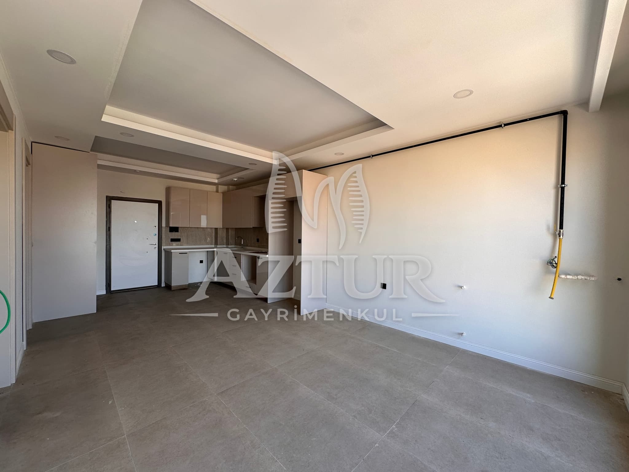 KEPEZ DEVLET HASTANESİ KARŞISI LÜKS SİTE İÇERİSİNDE 1+1 SATILIK DAİRE