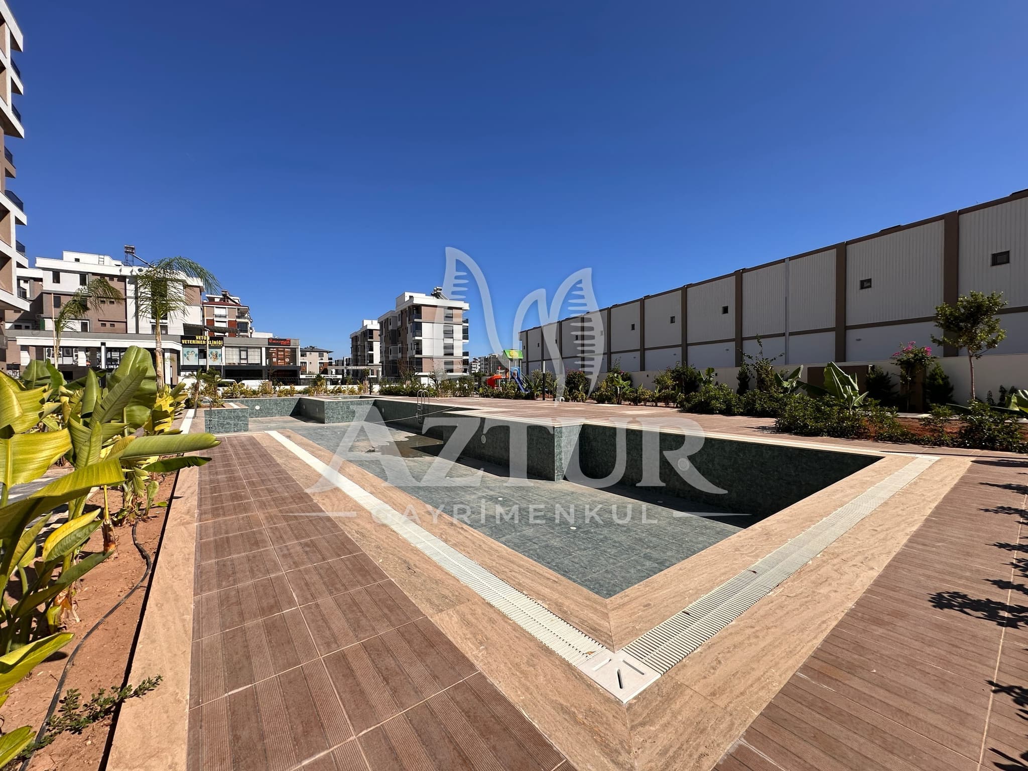KEPEZ DEVLET HASTANESİ KARŞISI LÜKS SİTE İÇERİSİNDE 1+1 SATILIK DAİRE