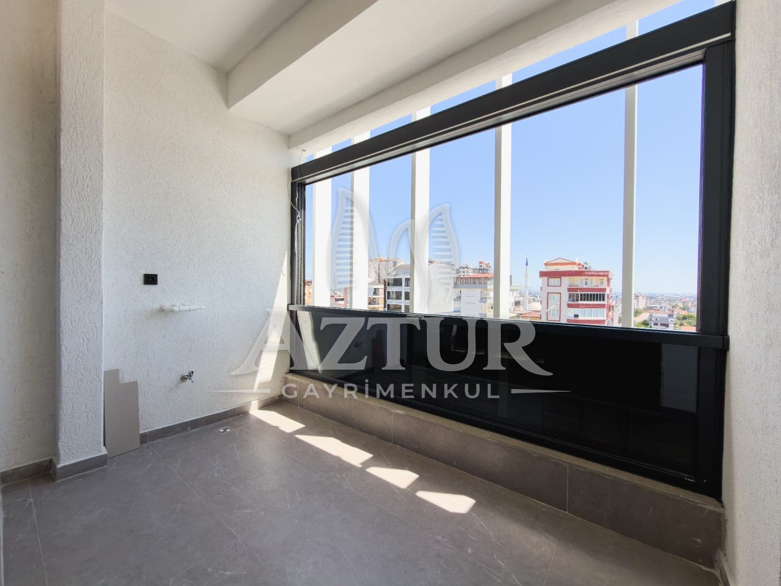 FEVZİ ÇAKMAK'TA TRAMVAY CADDE ÜZERİ LÜKS YAPIM 2+1 SATILIK DAİRE
