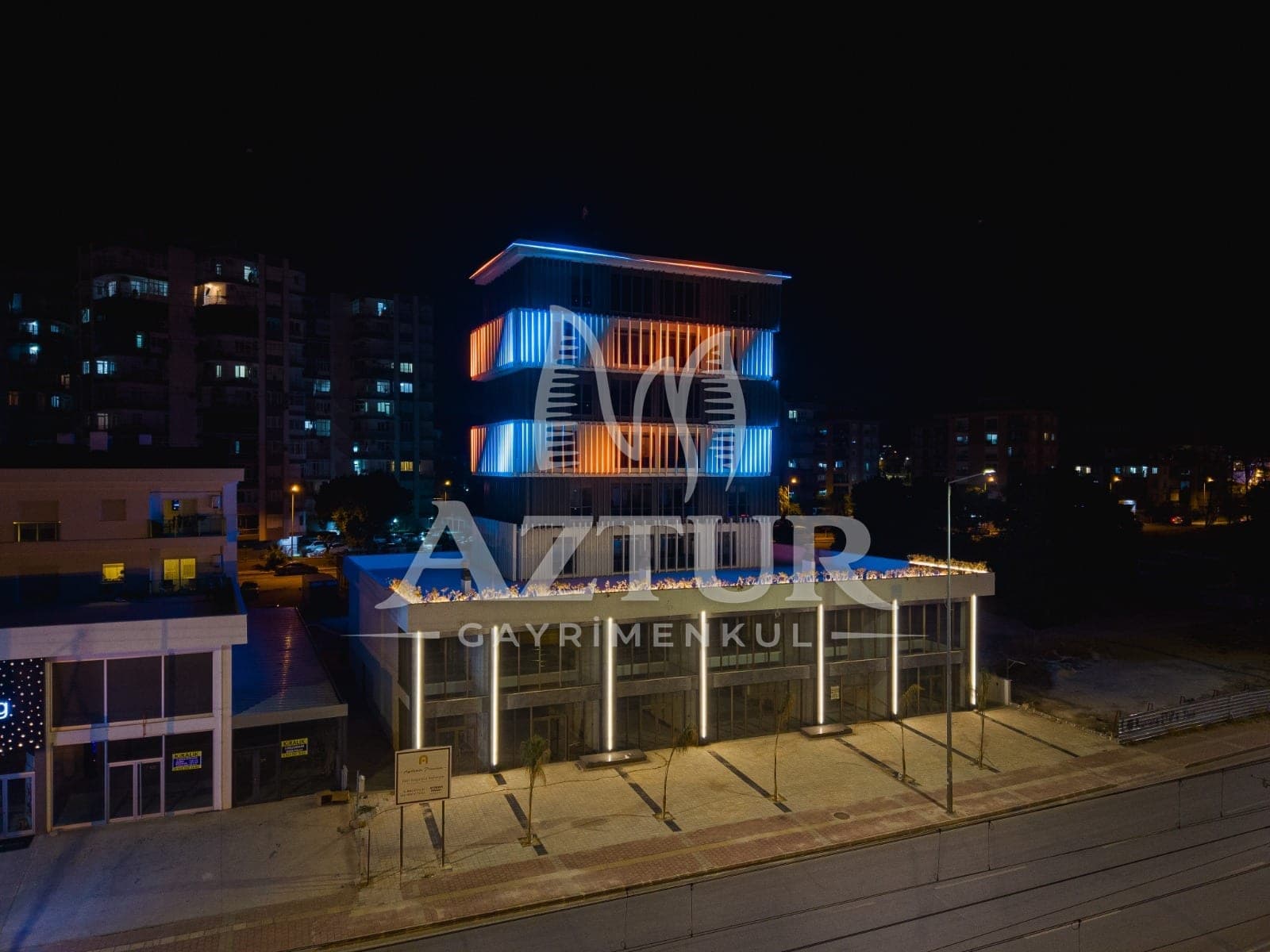 FEVZİ ÇAKMAK'TA TRAMVAY CADDE ÜZERİ LÜKS YAPIM 2+1 SATILIK DAİRE