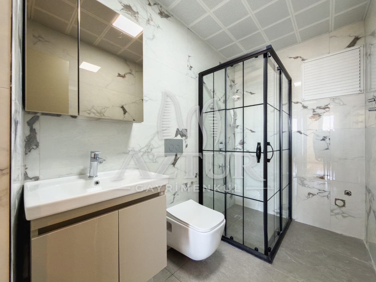FEVZİ ÇAKMAK'TA TRAMVAY CADDE ÜZERİ LÜKS YAPIM 2+1 SATILIK DAİRE